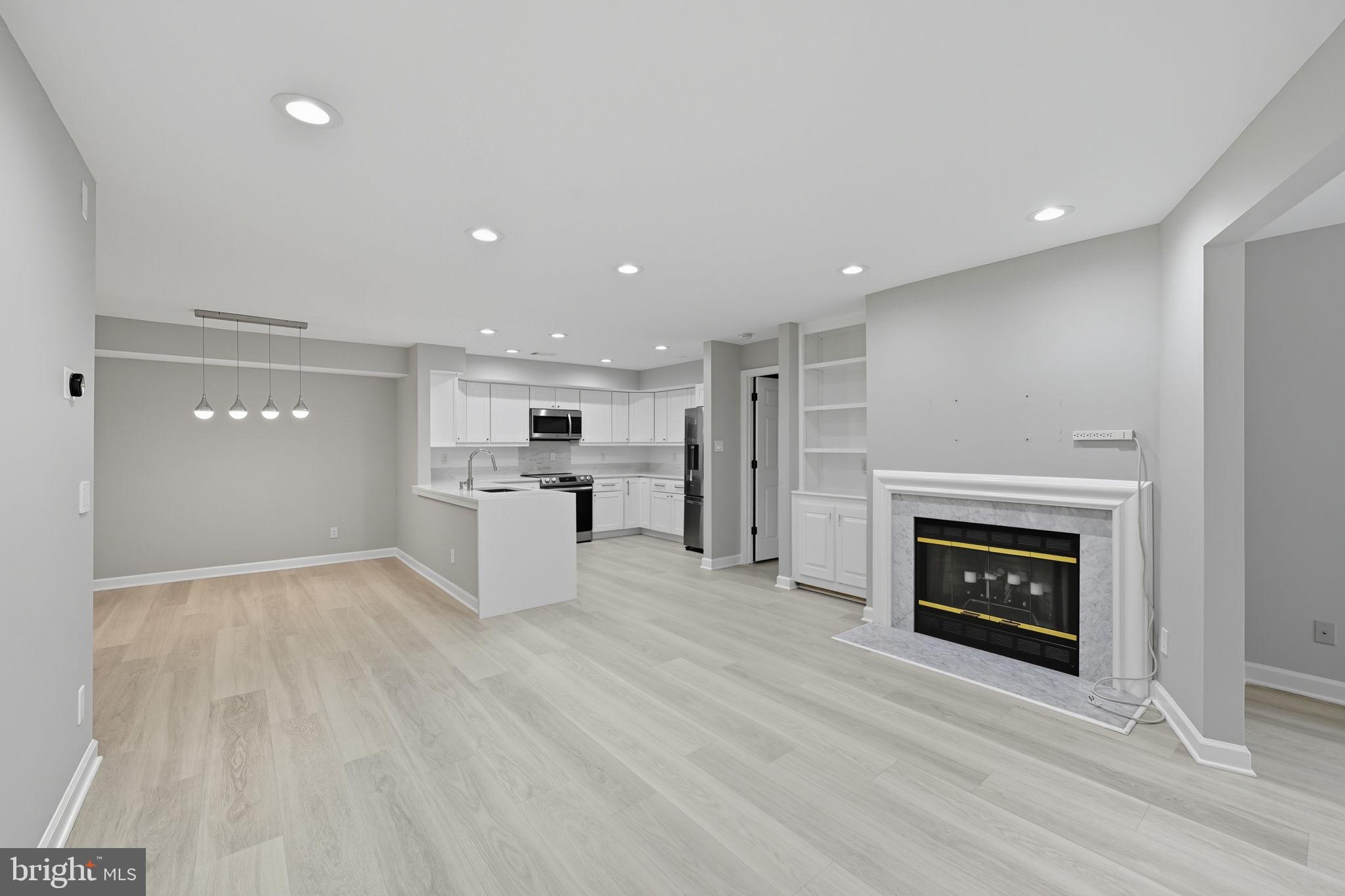 PENDERBROOK - Residential