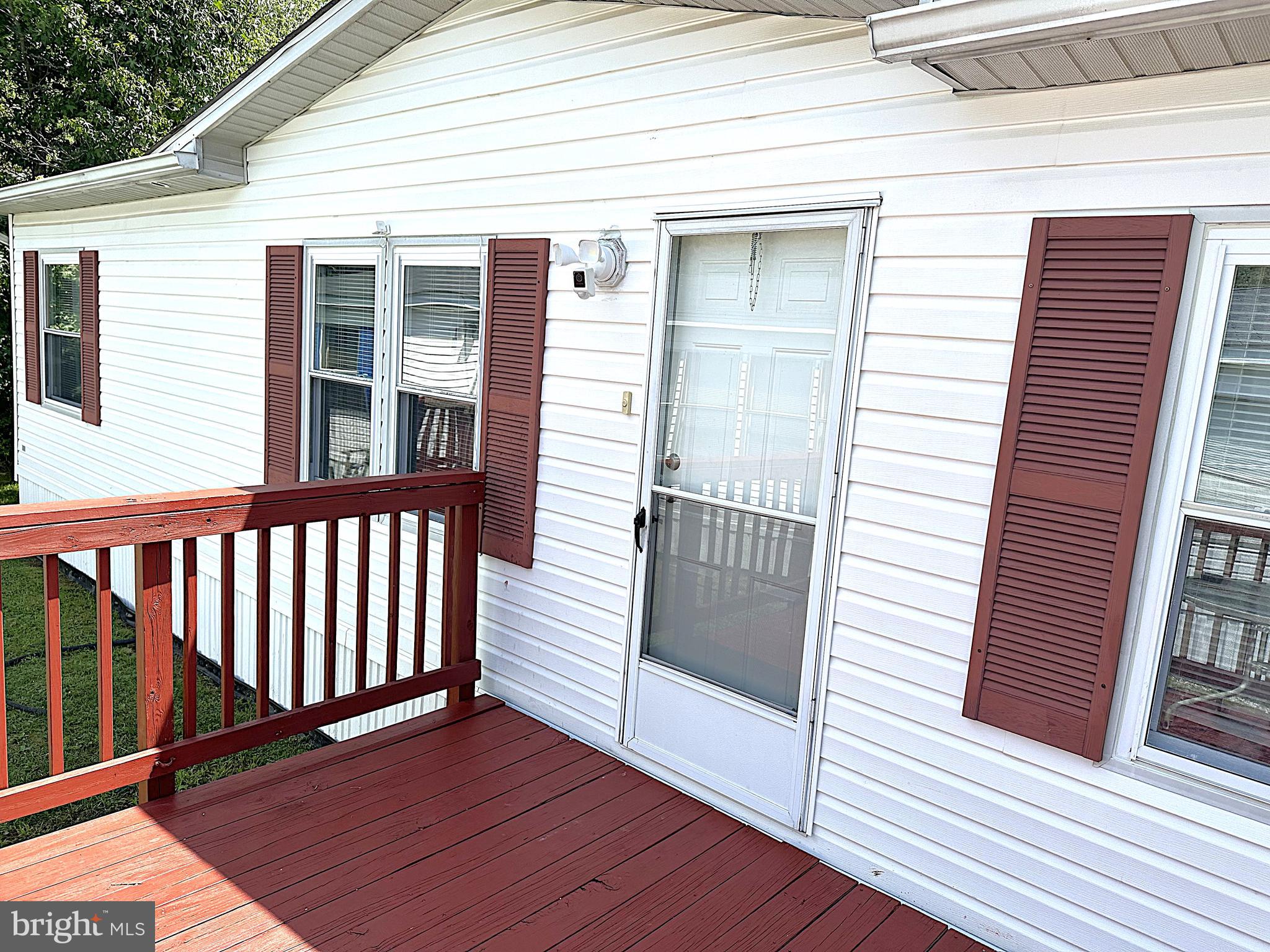 HOLIDAY MOBILE ESTATES - Residential