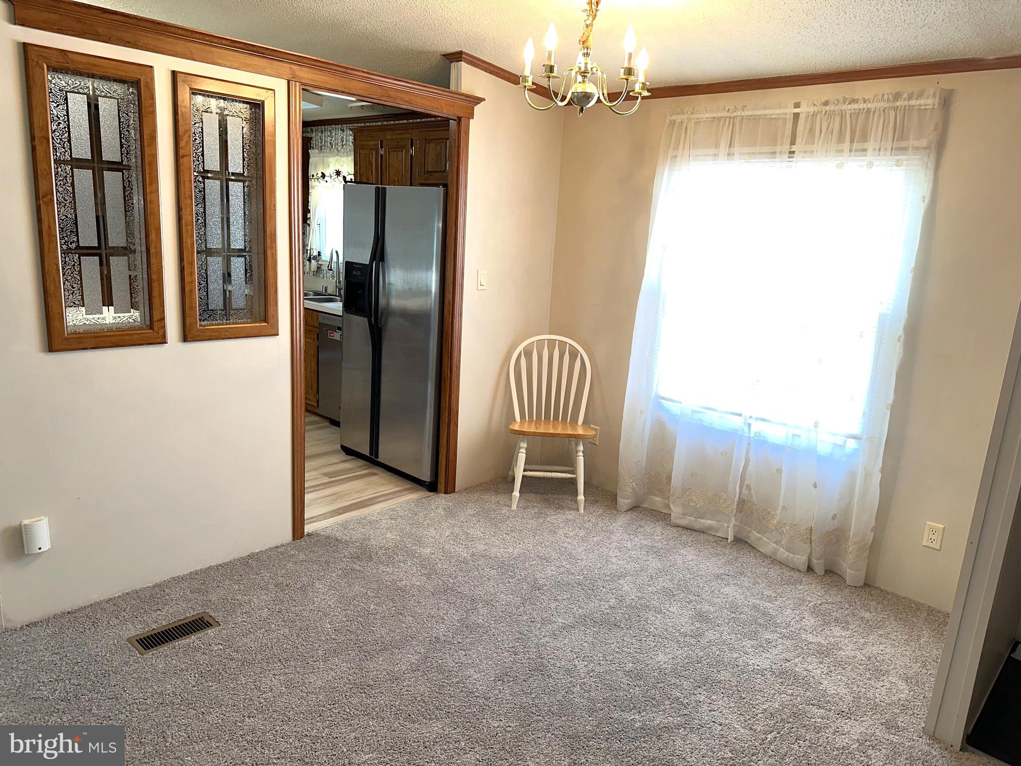 HOLIDAY MOBILE ESTATES - Residential