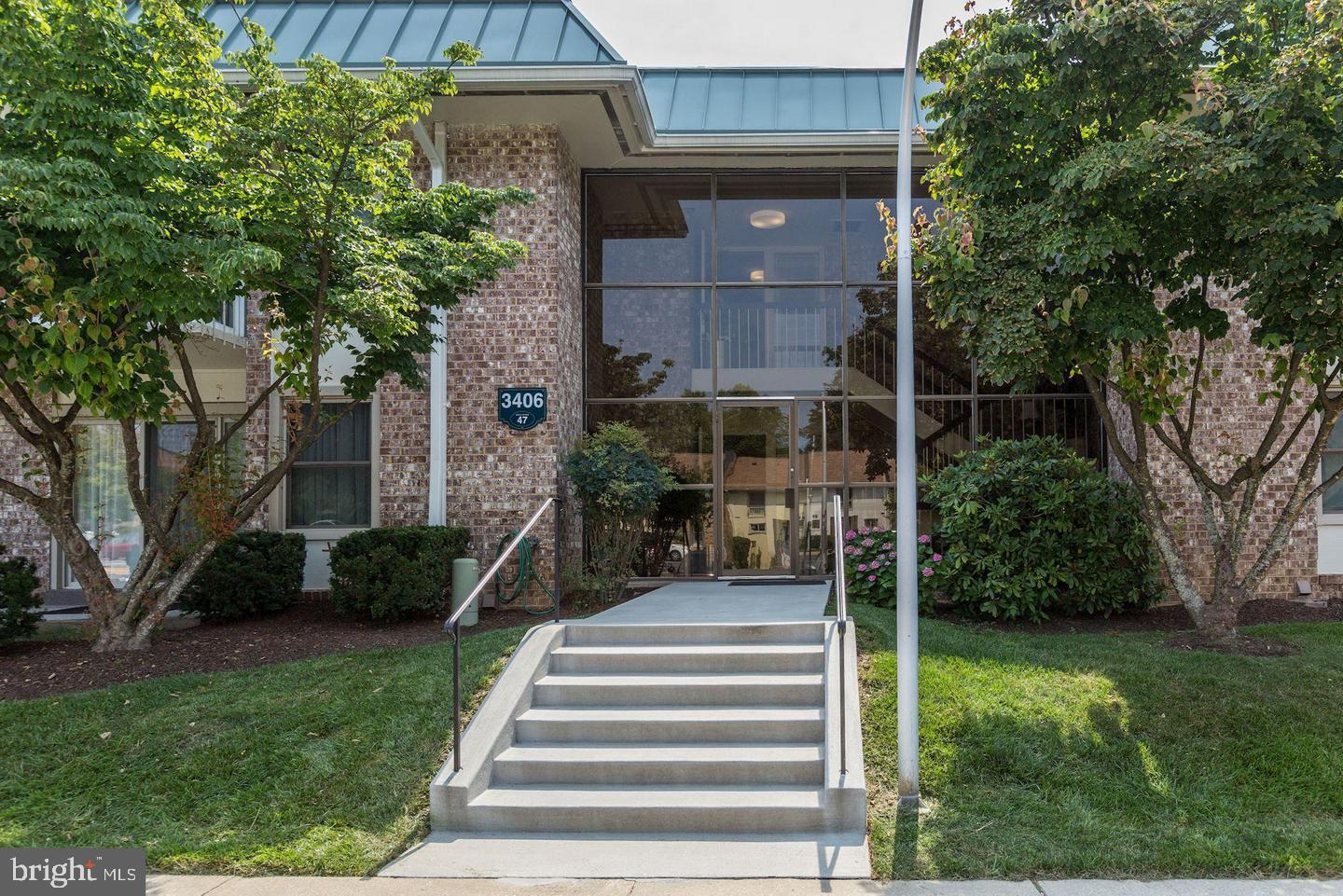 3406 CHISWICK COURT 47-1D