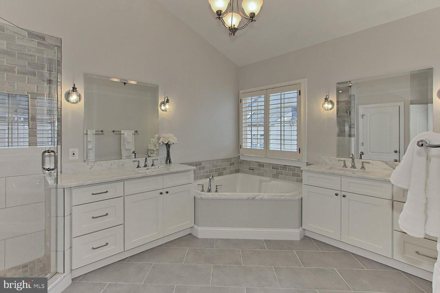 CAMERON STATION - Residential Lease