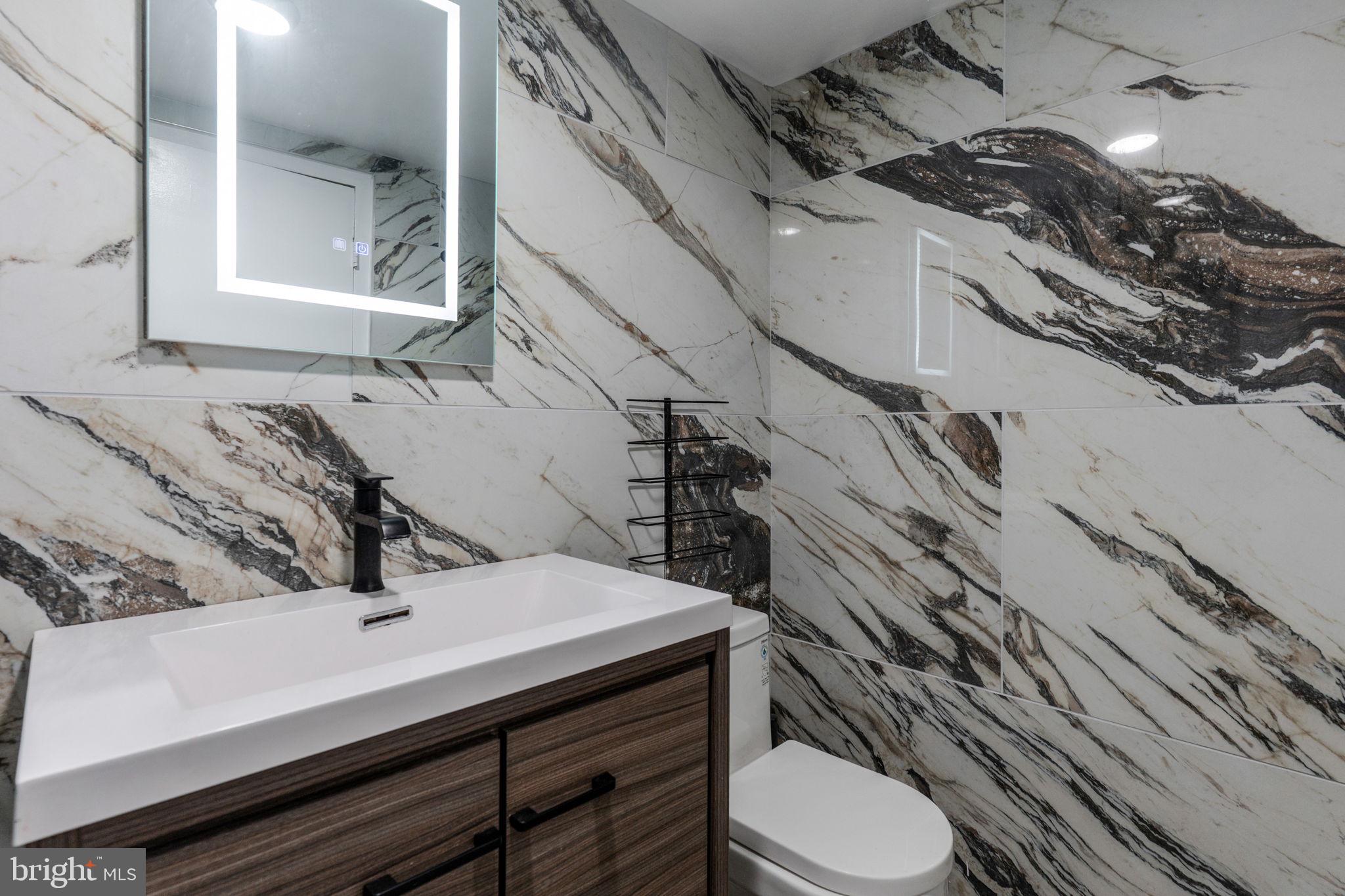 FOGGY BOTTOM - Residential Lease