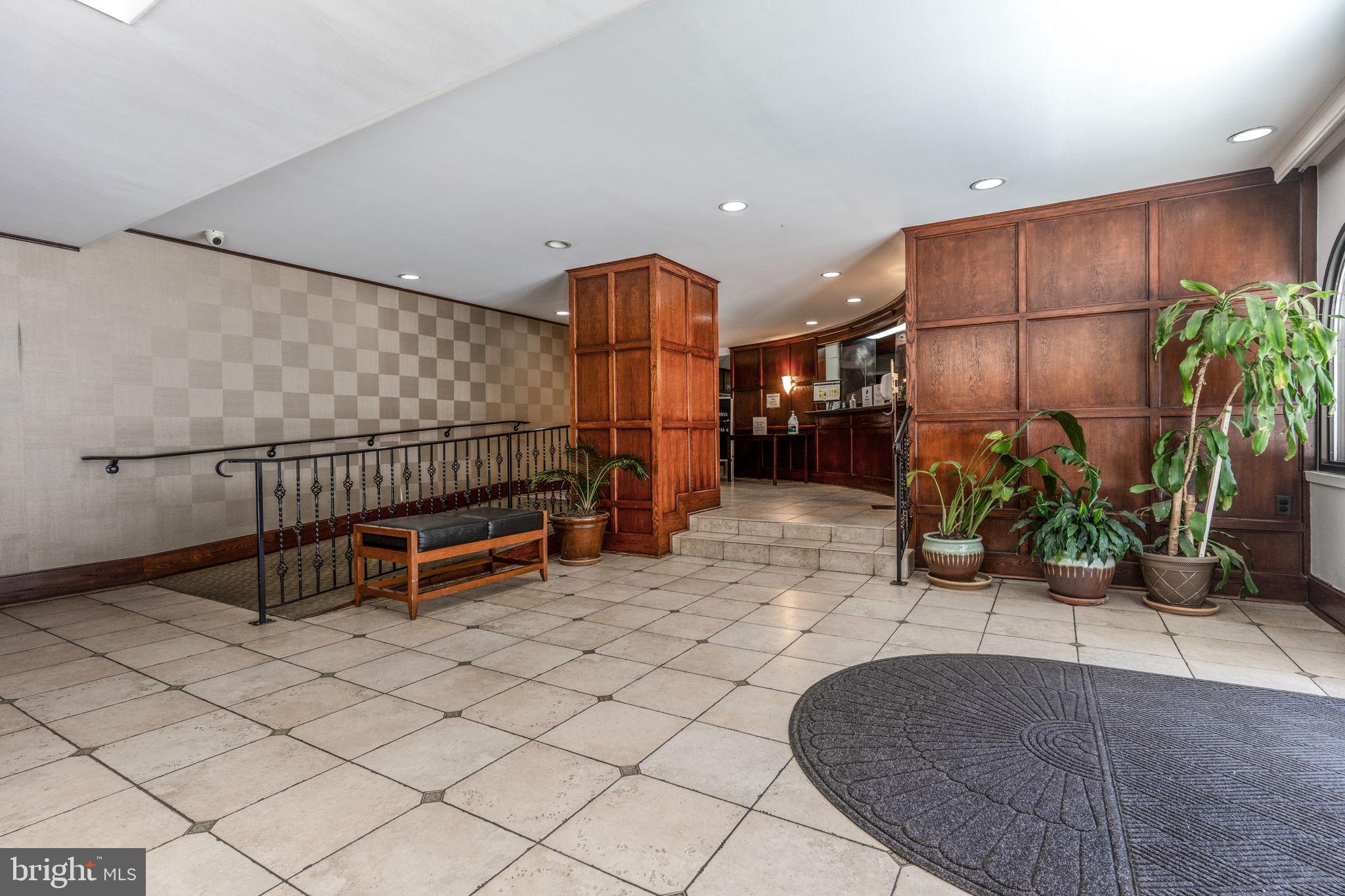 FOGGY BOTTOM - Residential Lease
