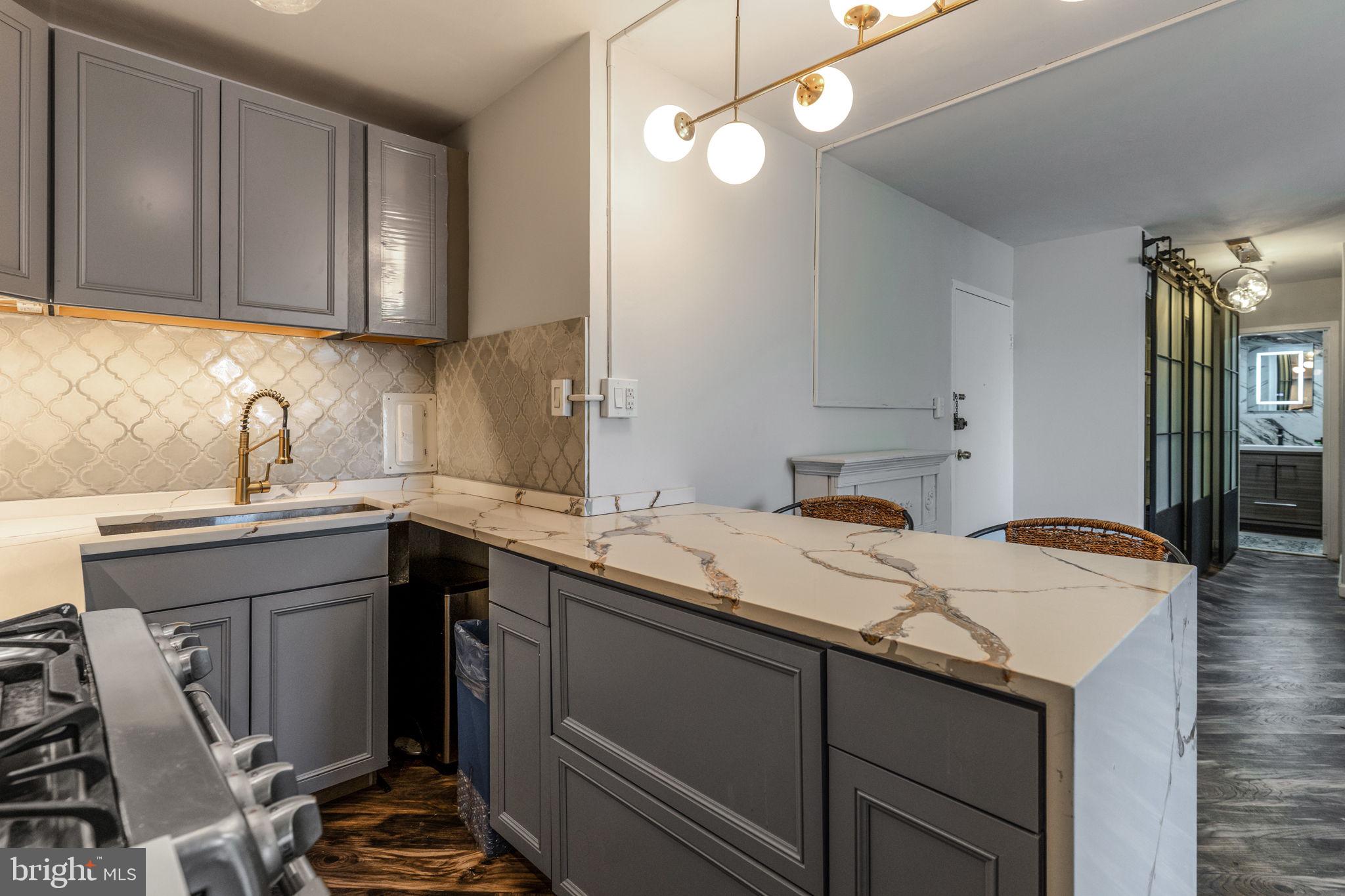 FOGGY BOTTOM - Residential Lease