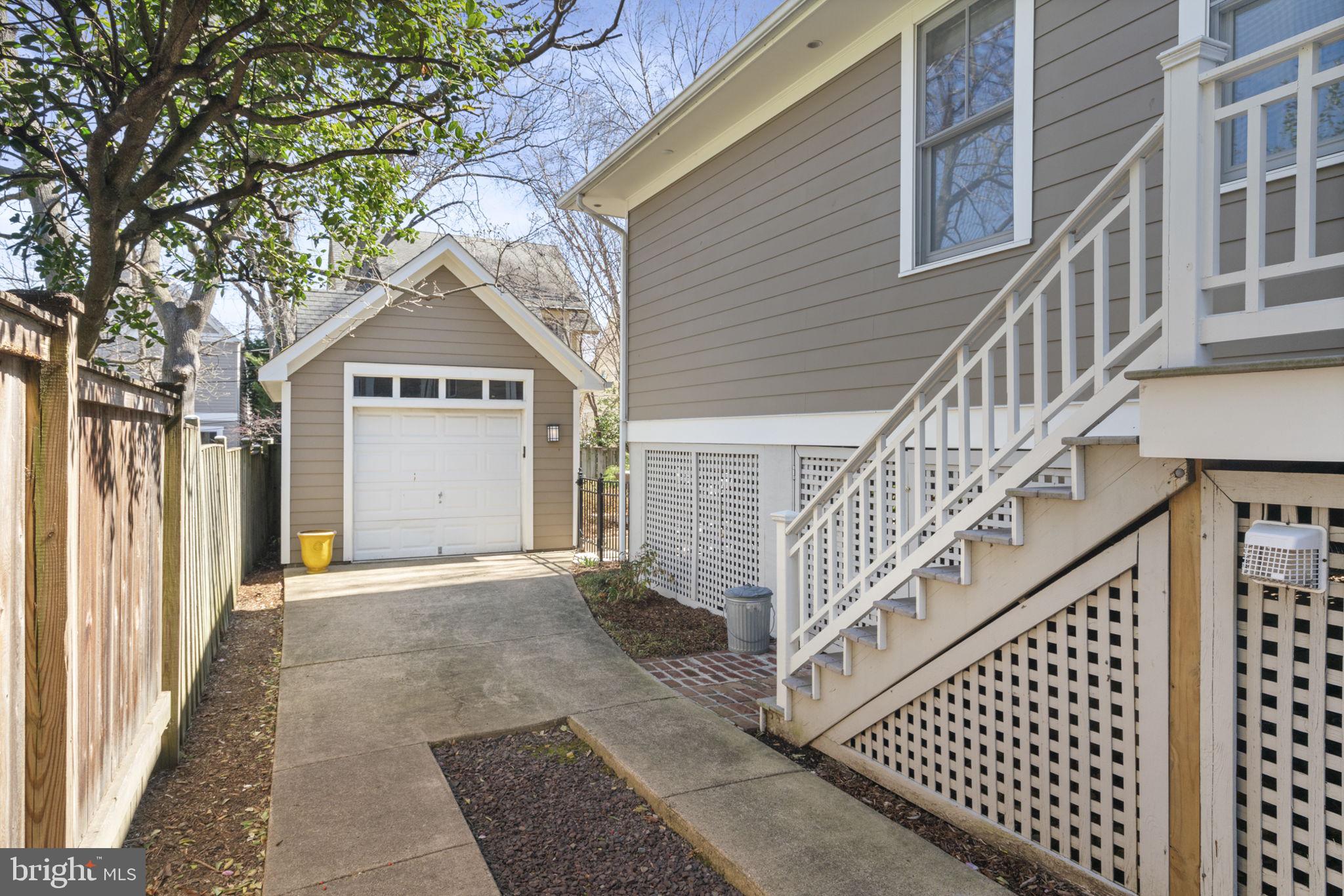 LYON PARK - Residential