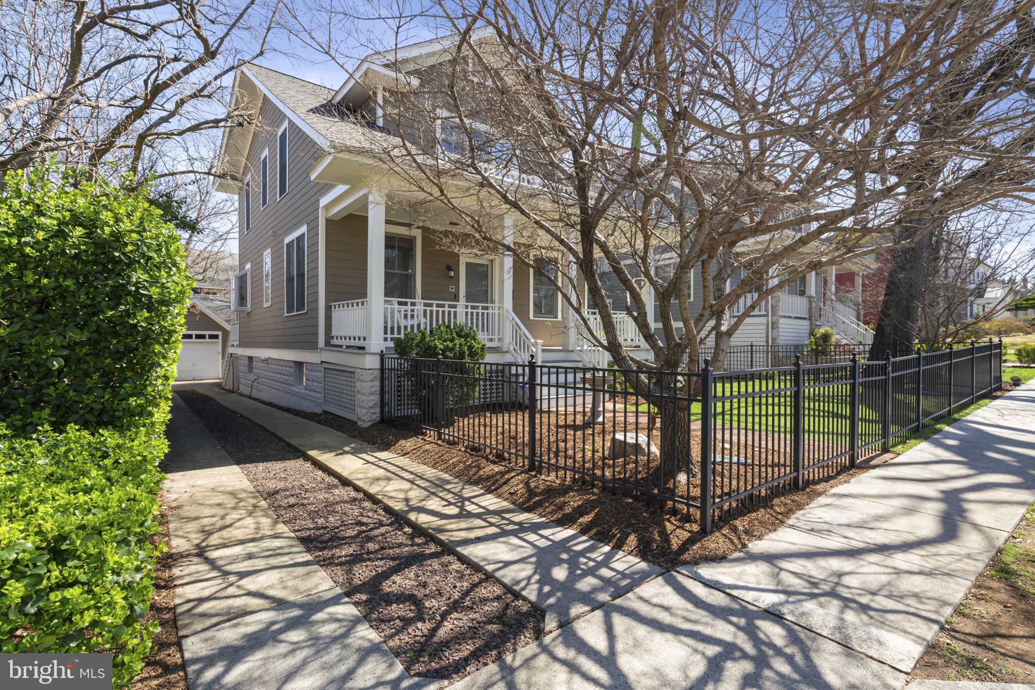 LYON PARK - Residential