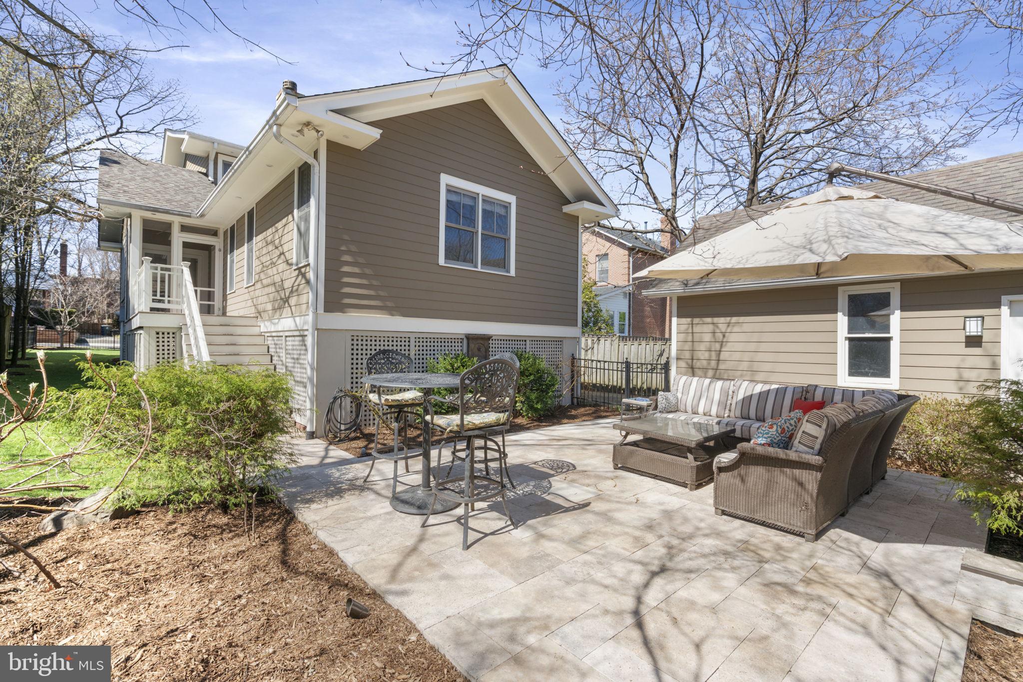 LYON PARK - Residential