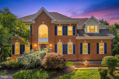 Photo of 6914 Winter Lane, ANNANDALE, VA 22003 (MLS # VAFX2327786)
