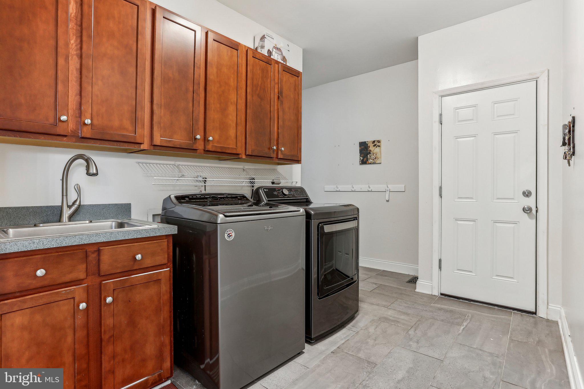 OVERLOOK AT TATTER - Residential