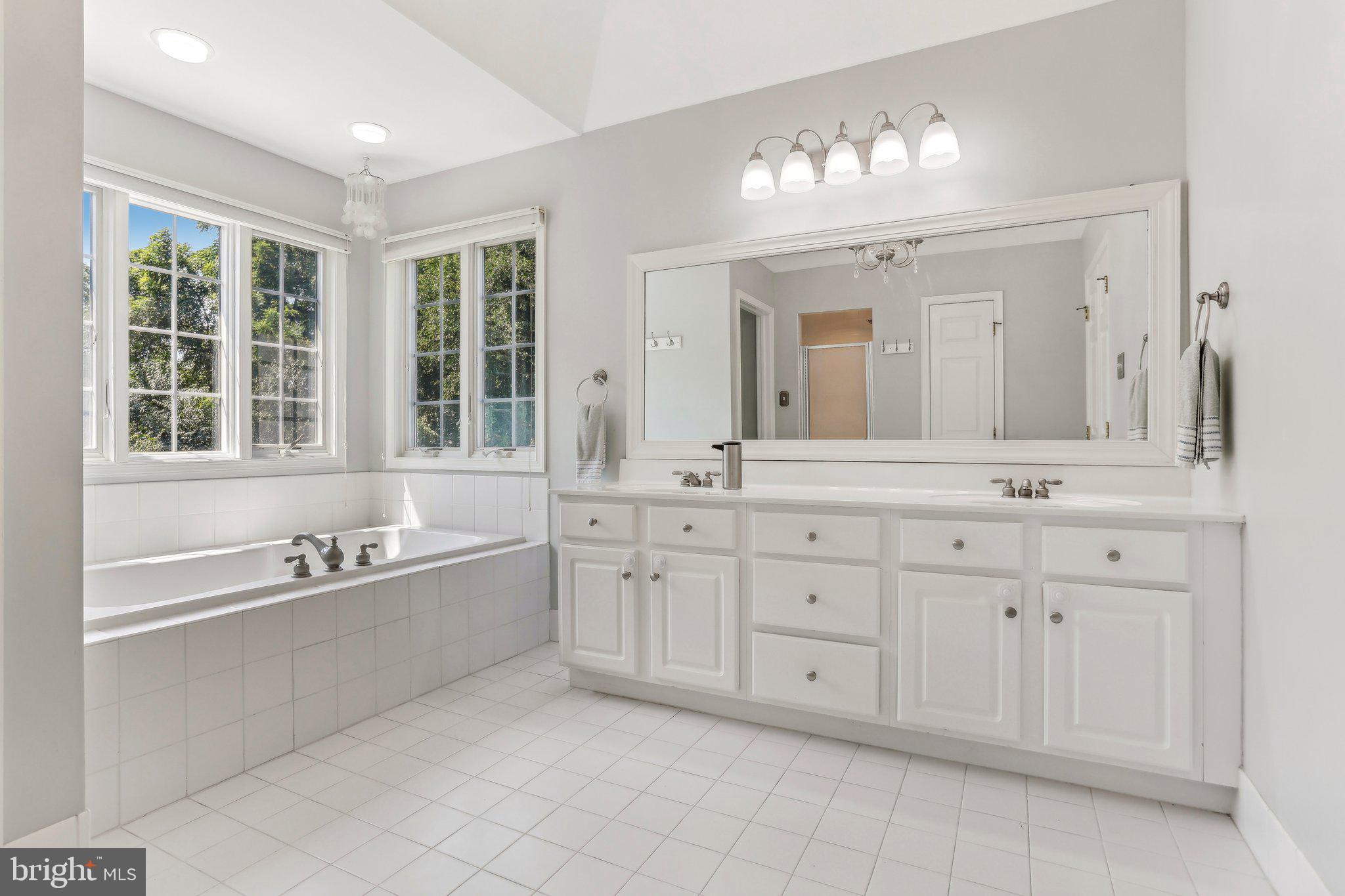 OVERLOOK AT TATTER - Residential