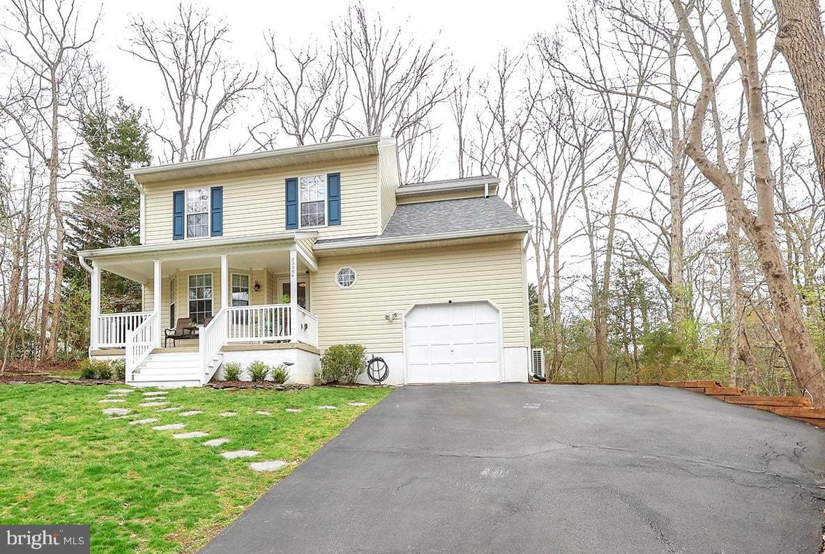 HICKORY NUT OF WILDEWOOD - Residential