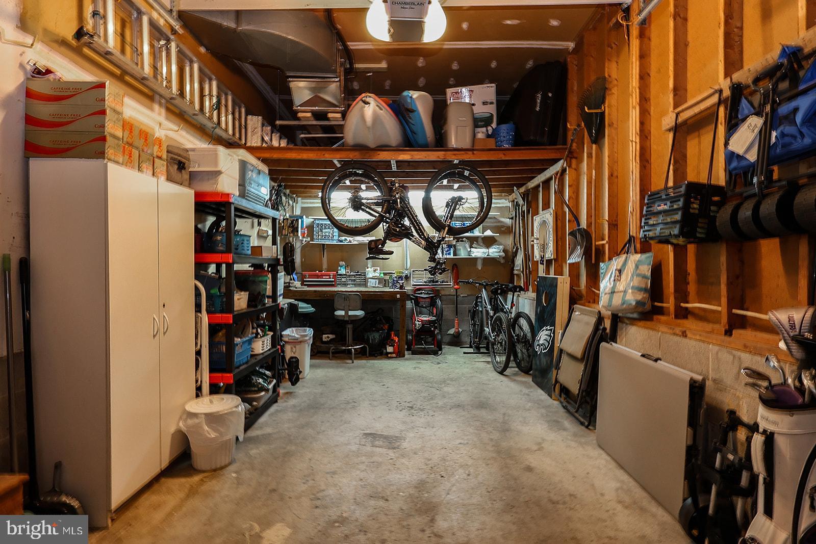 HICKORY NUT OF WILDEWOOD - Residential