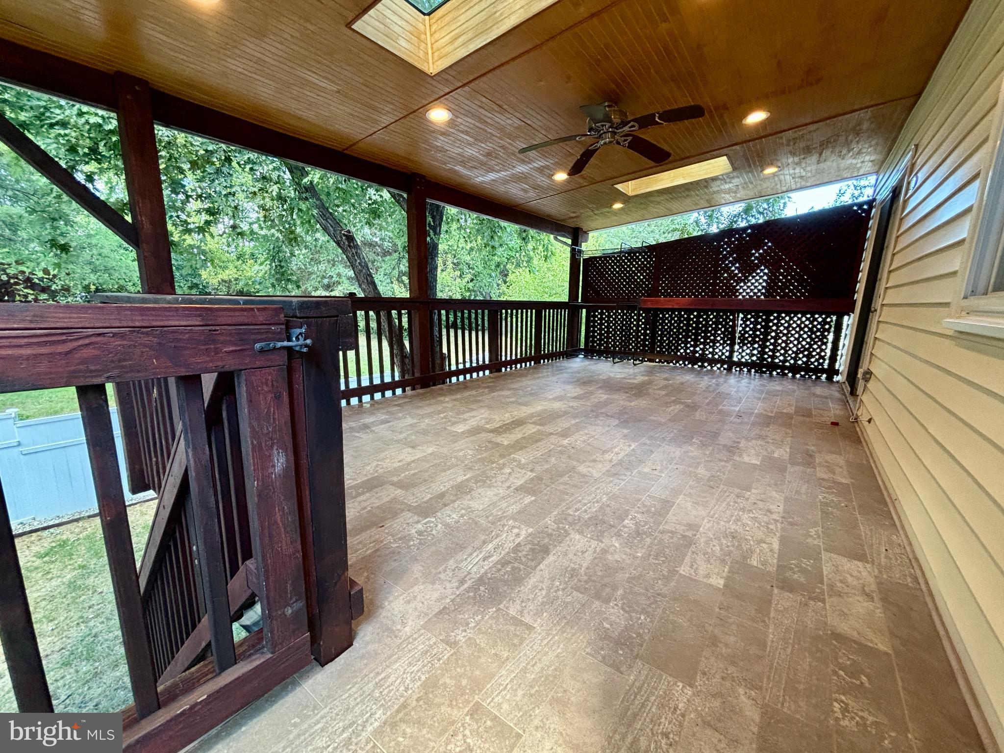 STERLING  PARK - Residential