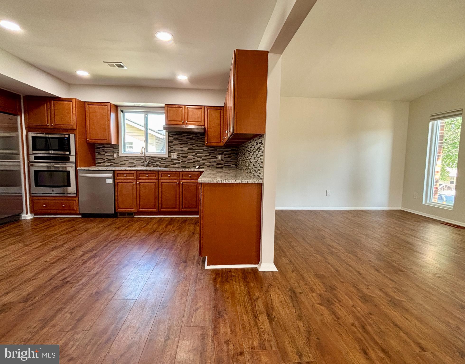 STERLING  PARK - Residential