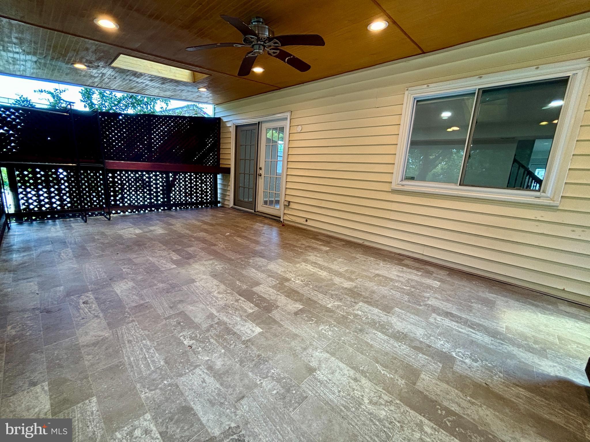 STERLING  PARK - Residential