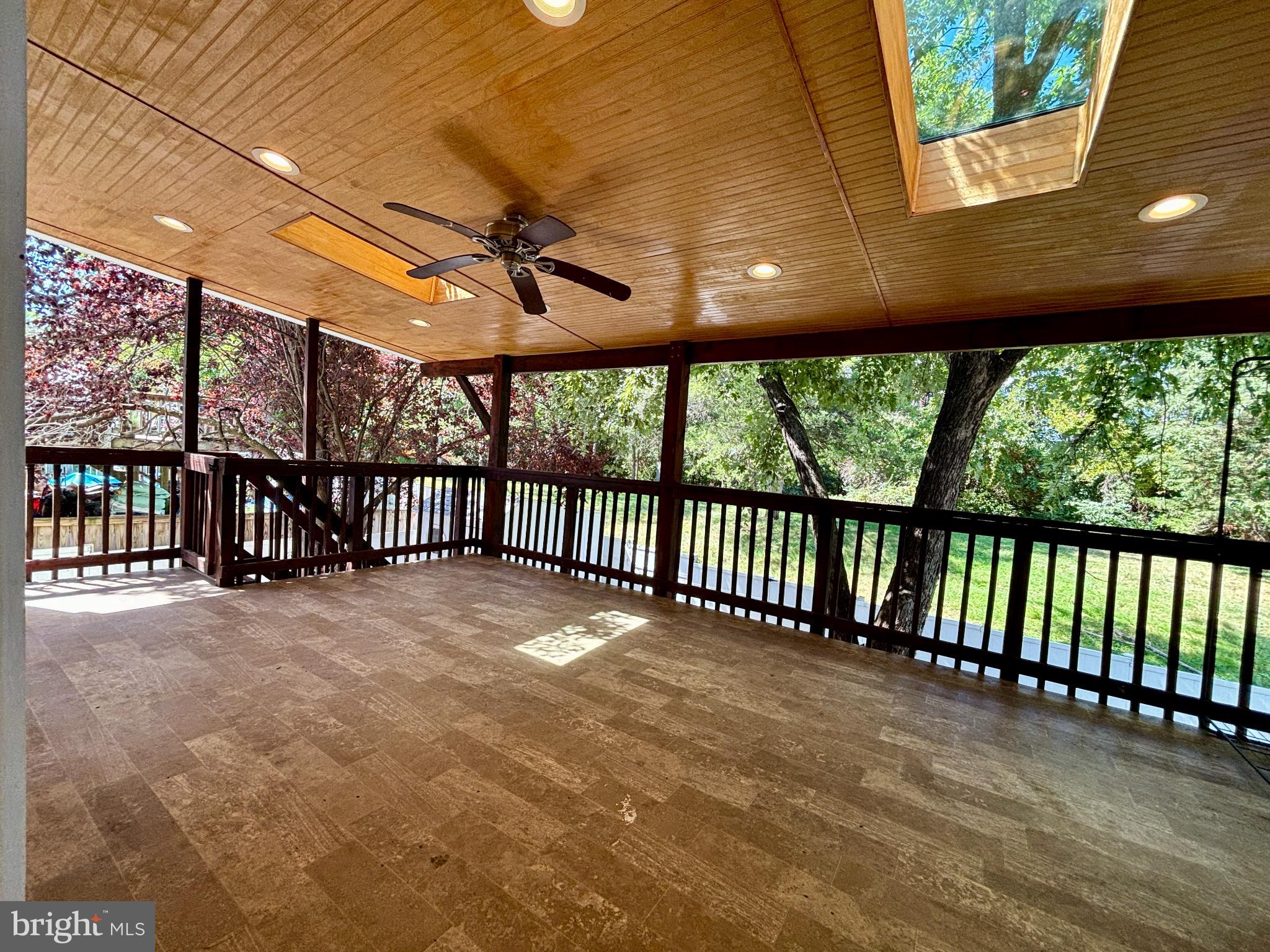 STERLING  PARK - Residential