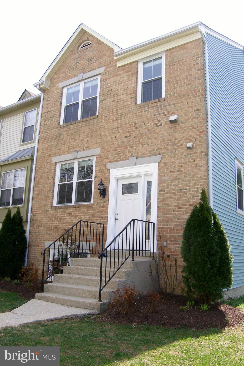 WILLIAMSBURG VILLAGE - Residential Lease