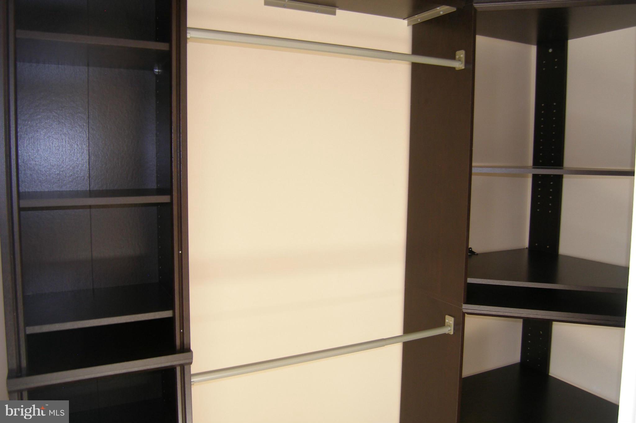 WILLIAMSBURG VILLAGE - Residential Lease