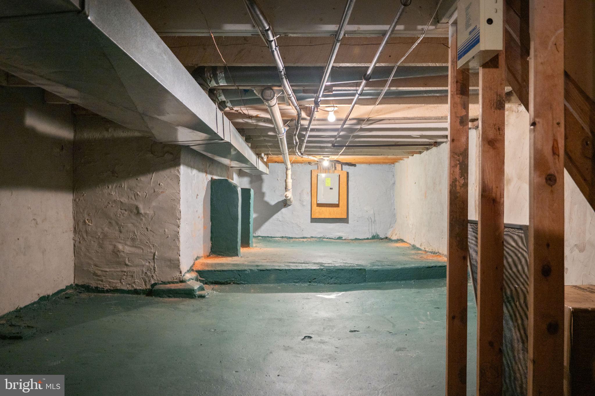 JOHNSTON SQUARE - Residential