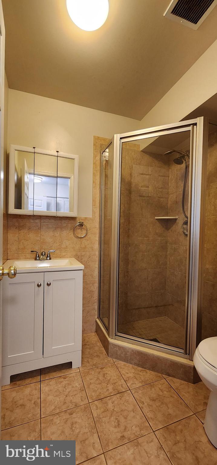 CLIFTON CREST - Residential Lease