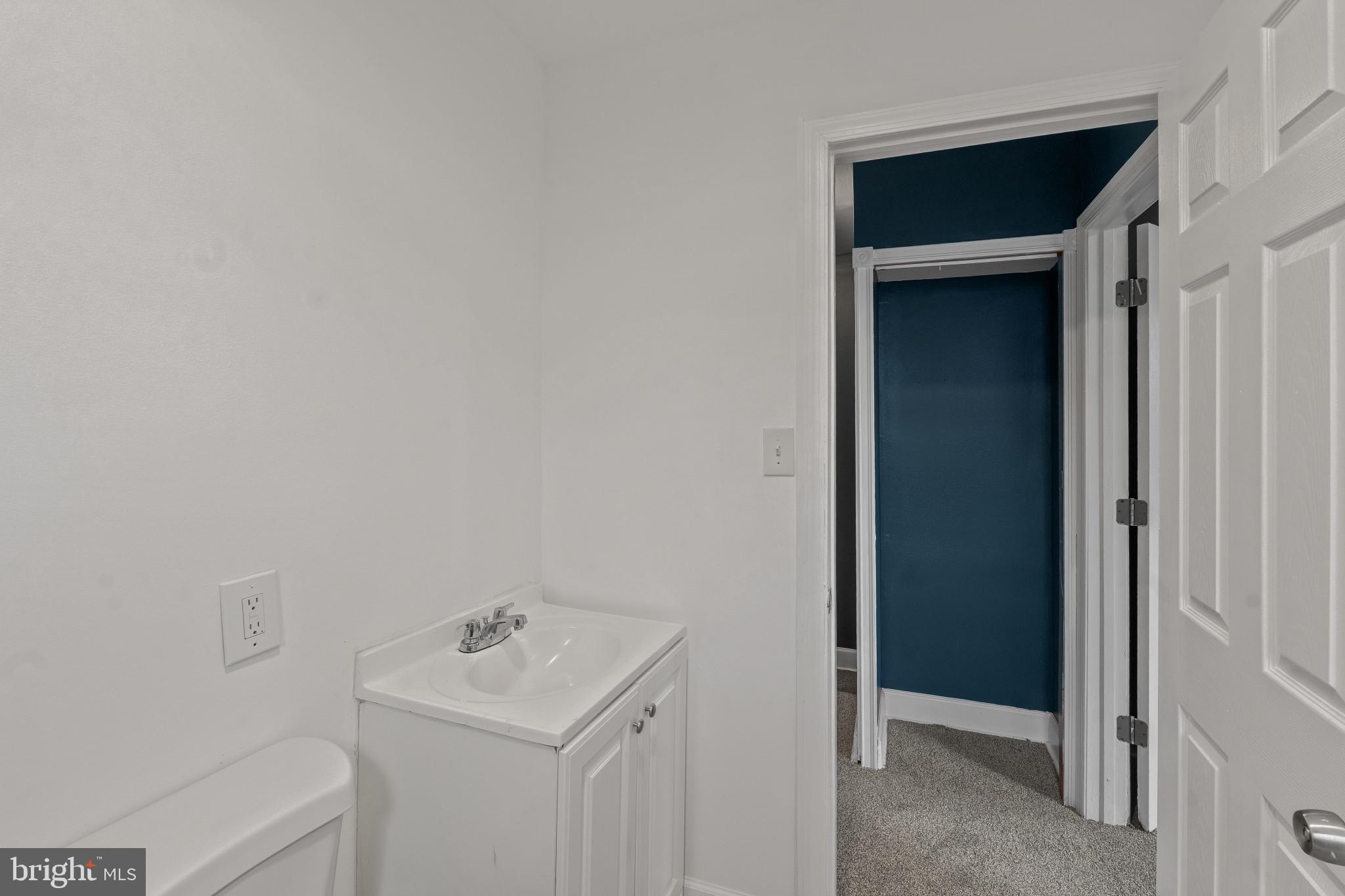 EAST BALTIMORE MIDWAY - Residential