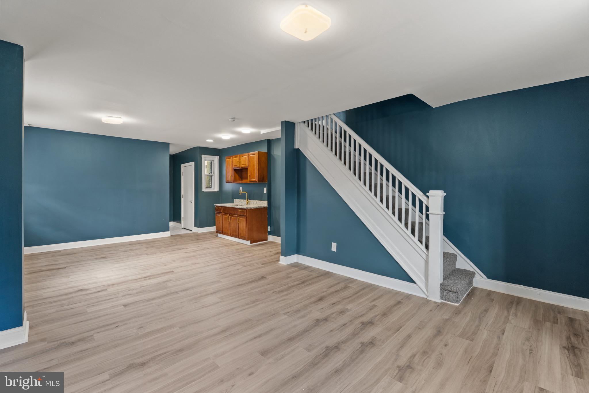 EAST BALTIMORE MIDWAY - Residential