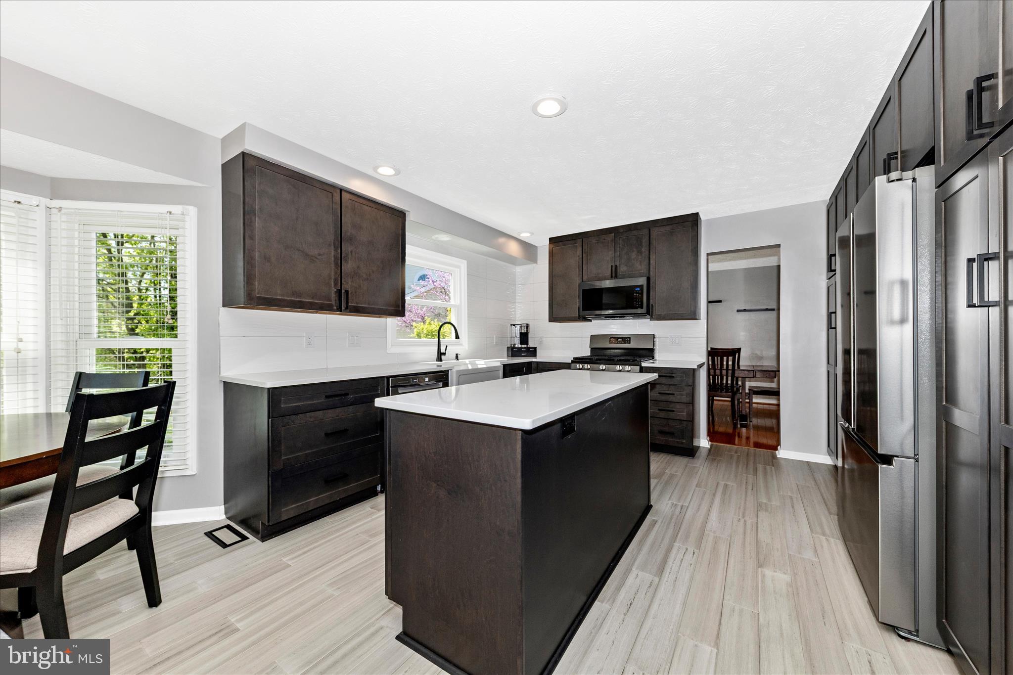 SENECA CHASE - Residential