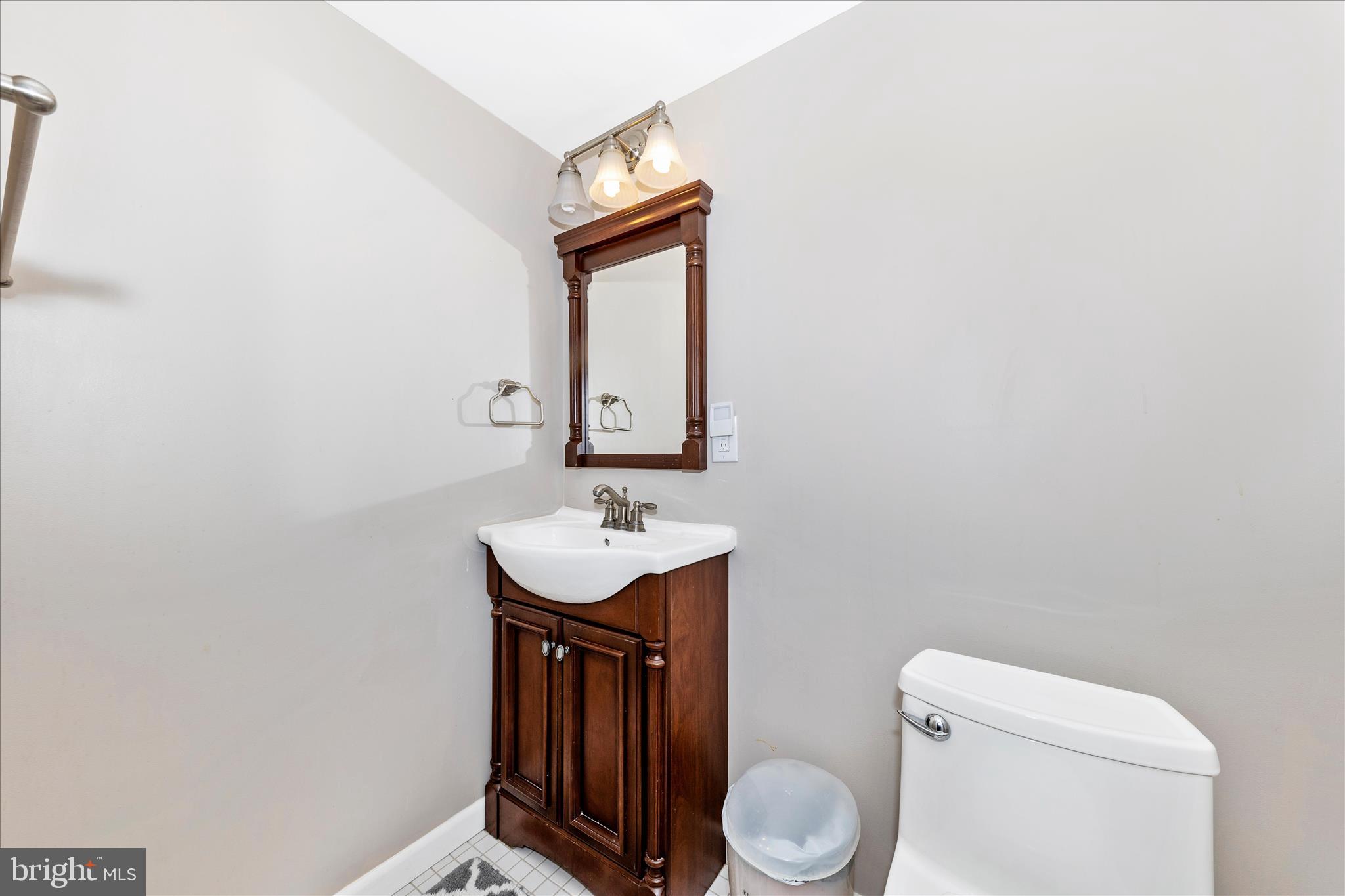 SENECA CHASE - Residential