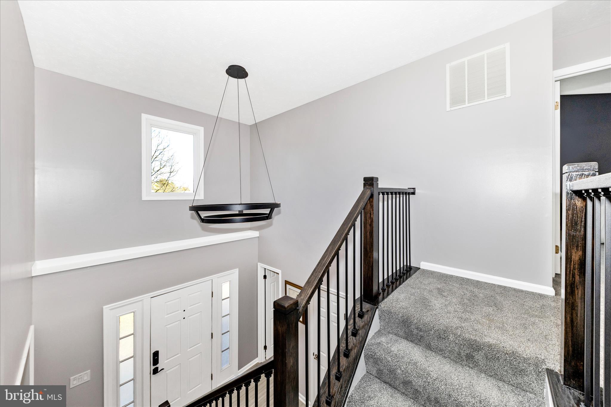 SENECA CHASE - Residential