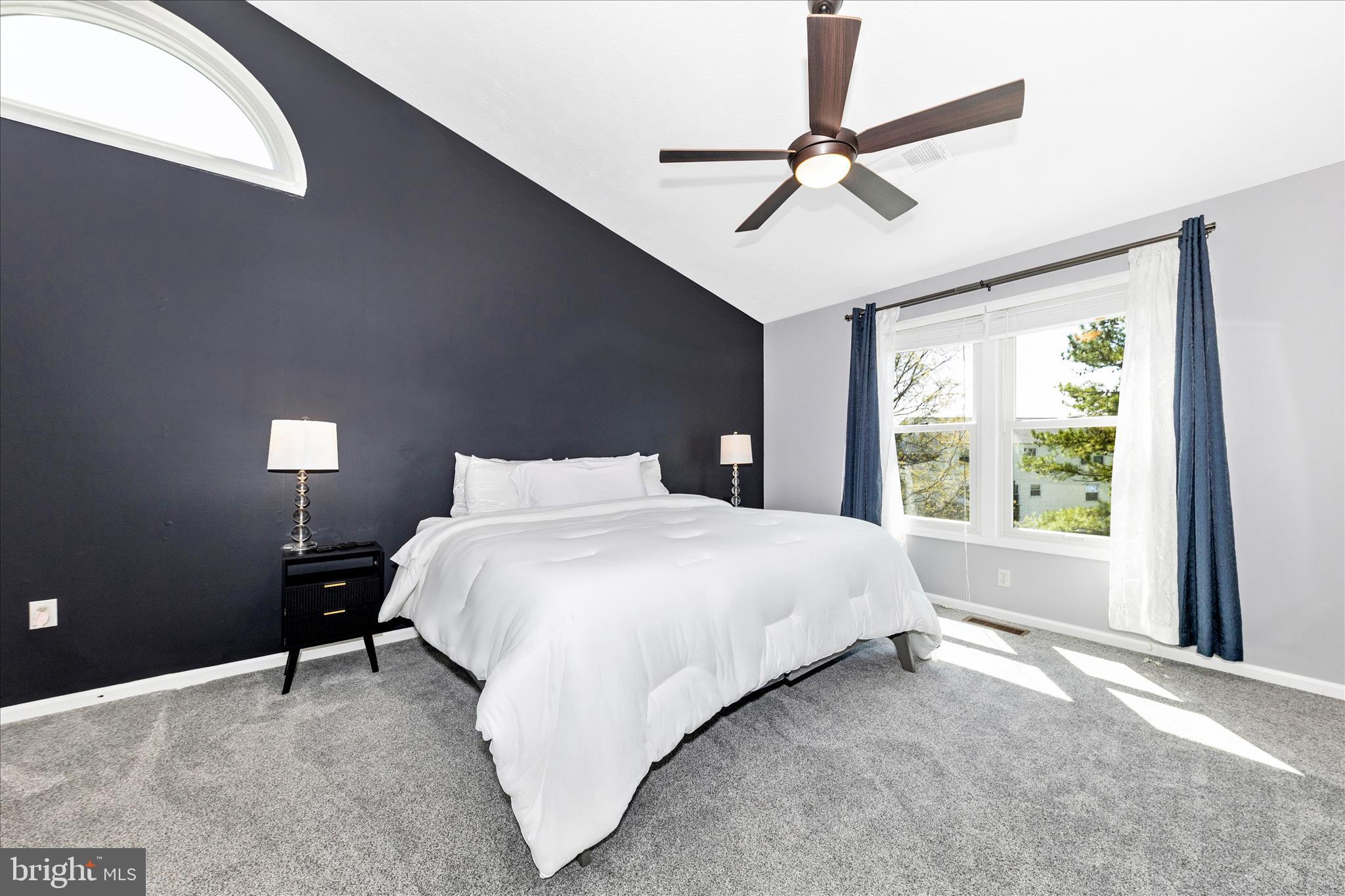 SENECA CHASE - Residential