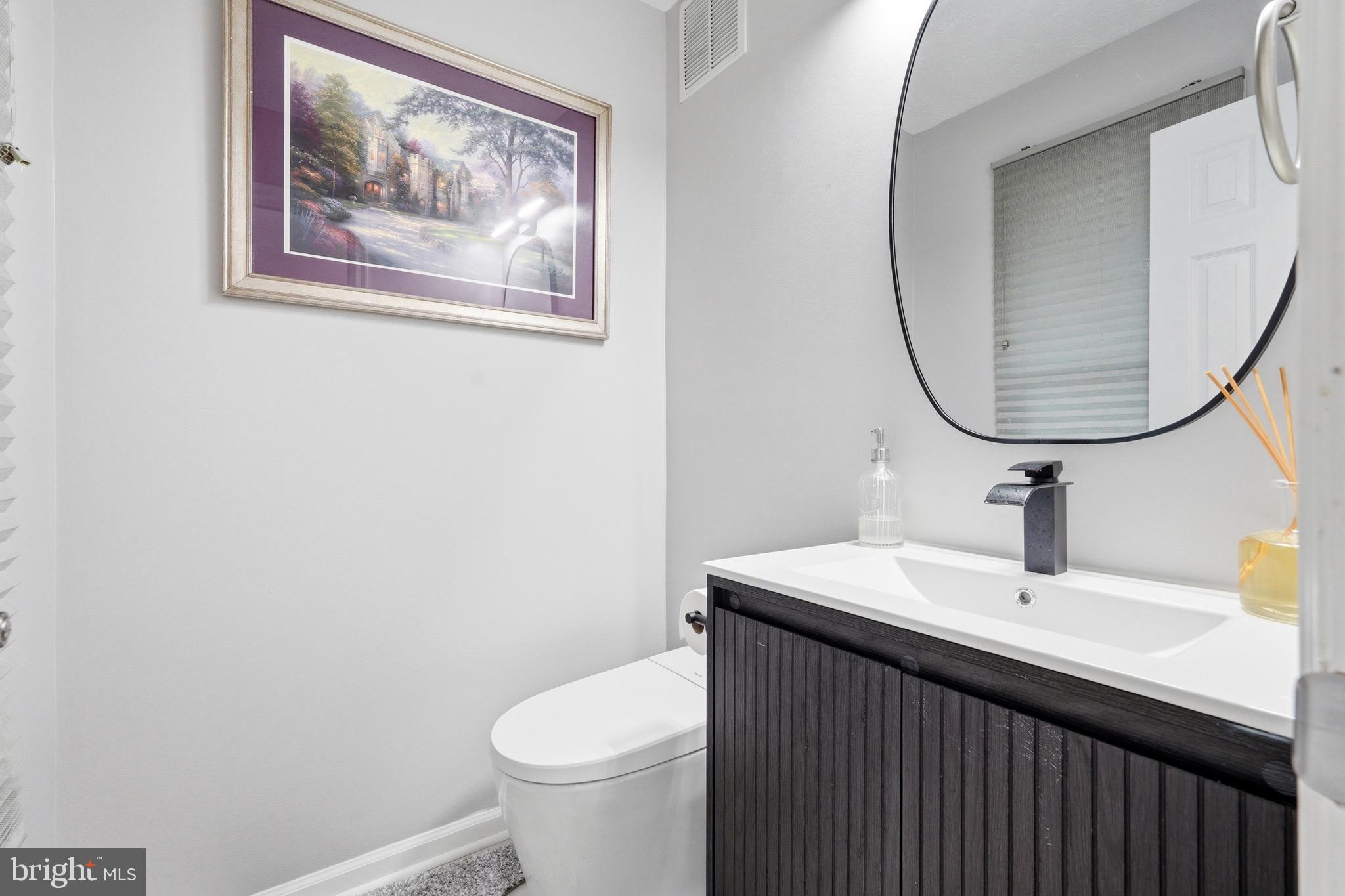 SENECA CHASE - Residential