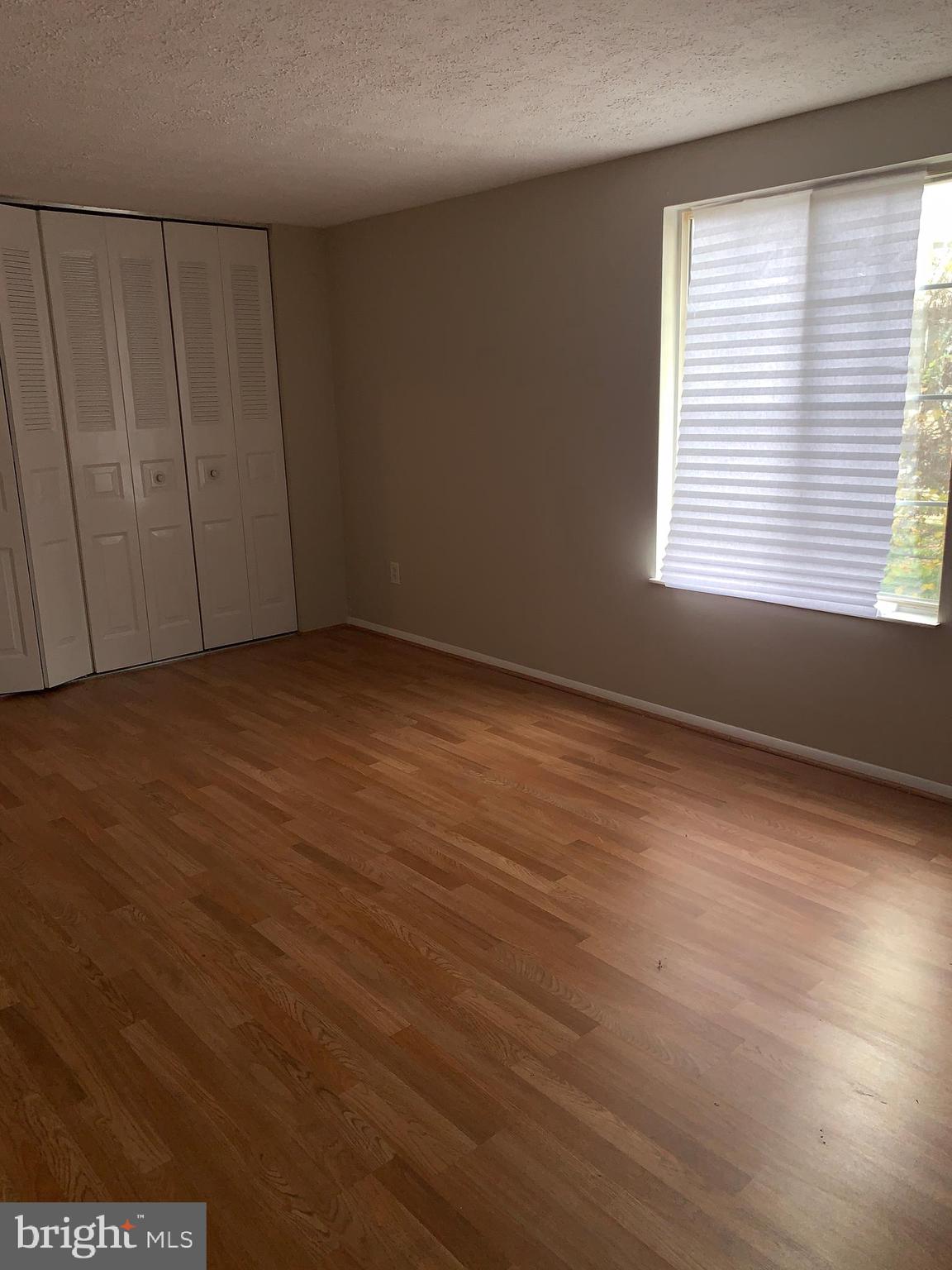 GUNNERS LAKE VILLAGE - Residential Lease