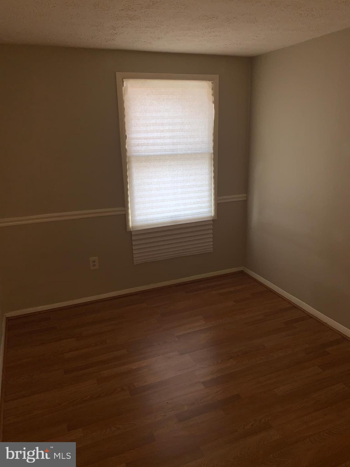 GUNNERS LAKE VILLAGE - Residential Lease