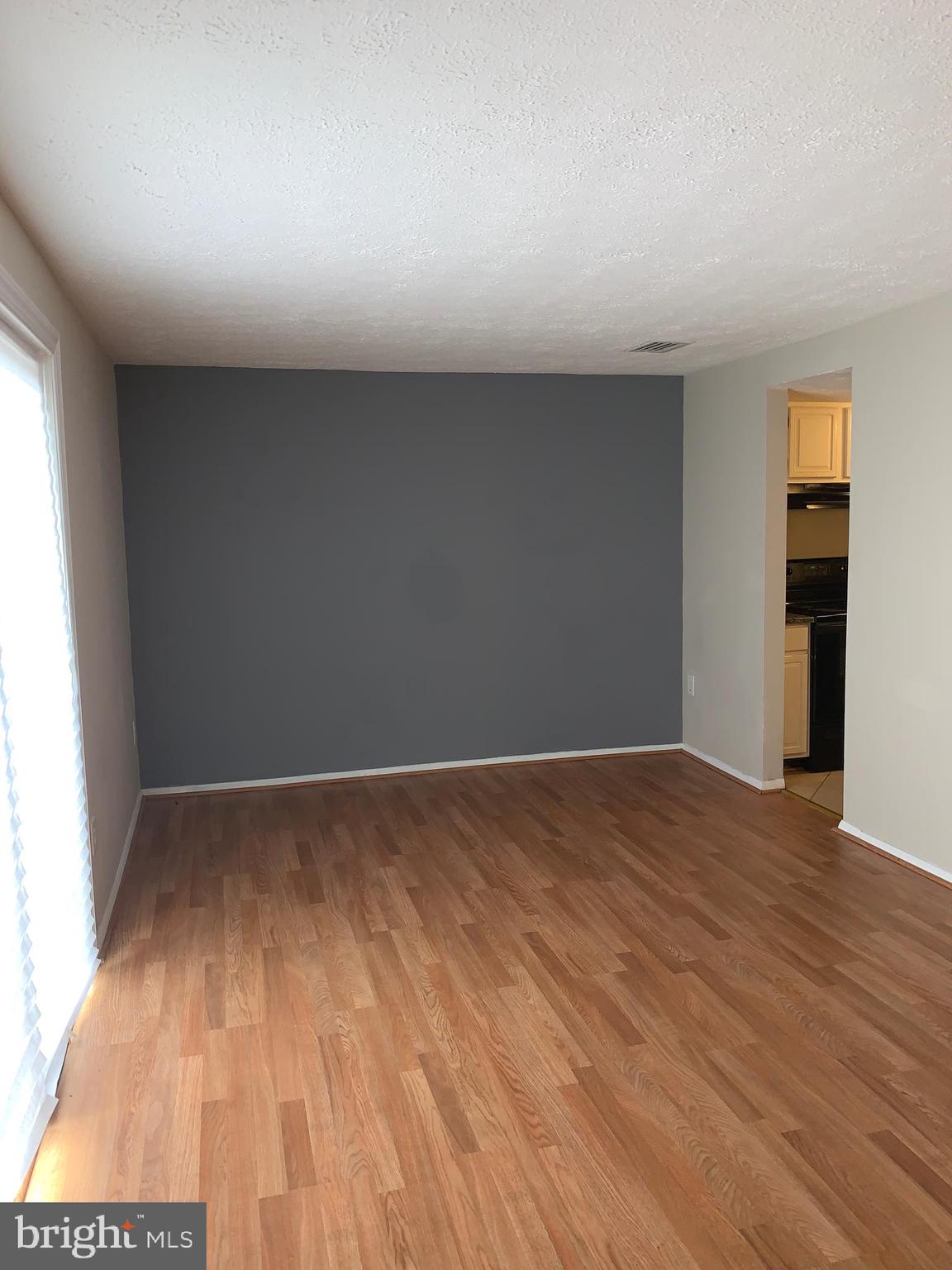 GUNNERS LAKE VILLAGE - Residential Lease