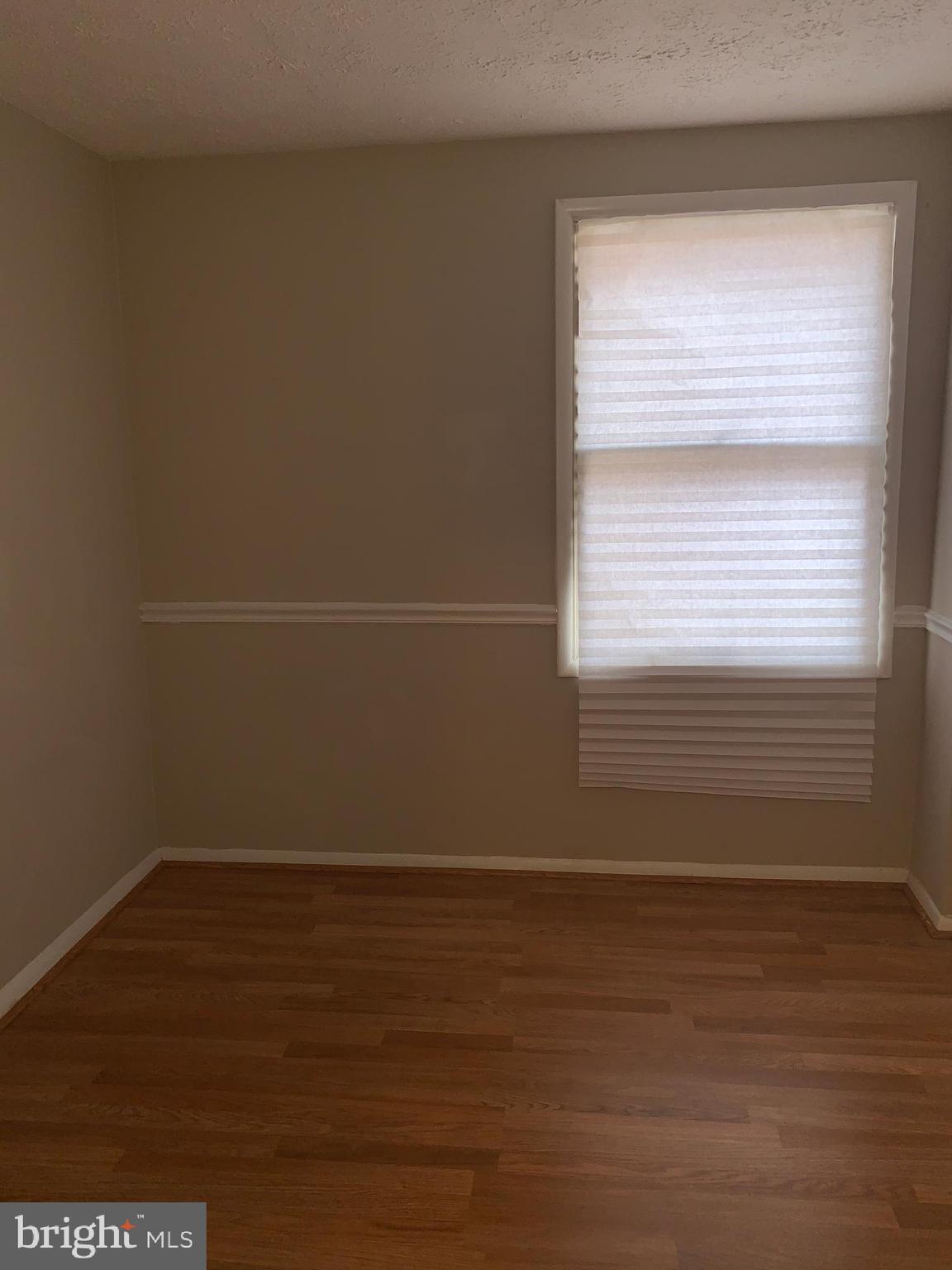 GUNNERS LAKE VILLAGE - Residential Lease