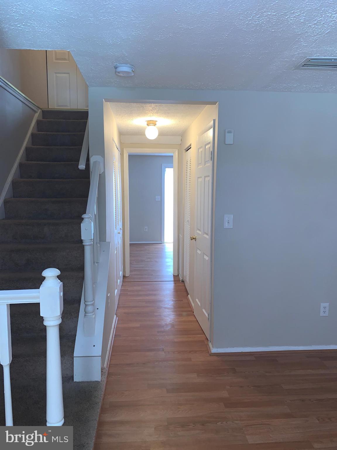 GUNNERS LAKE VILLAGE - Residential Lease