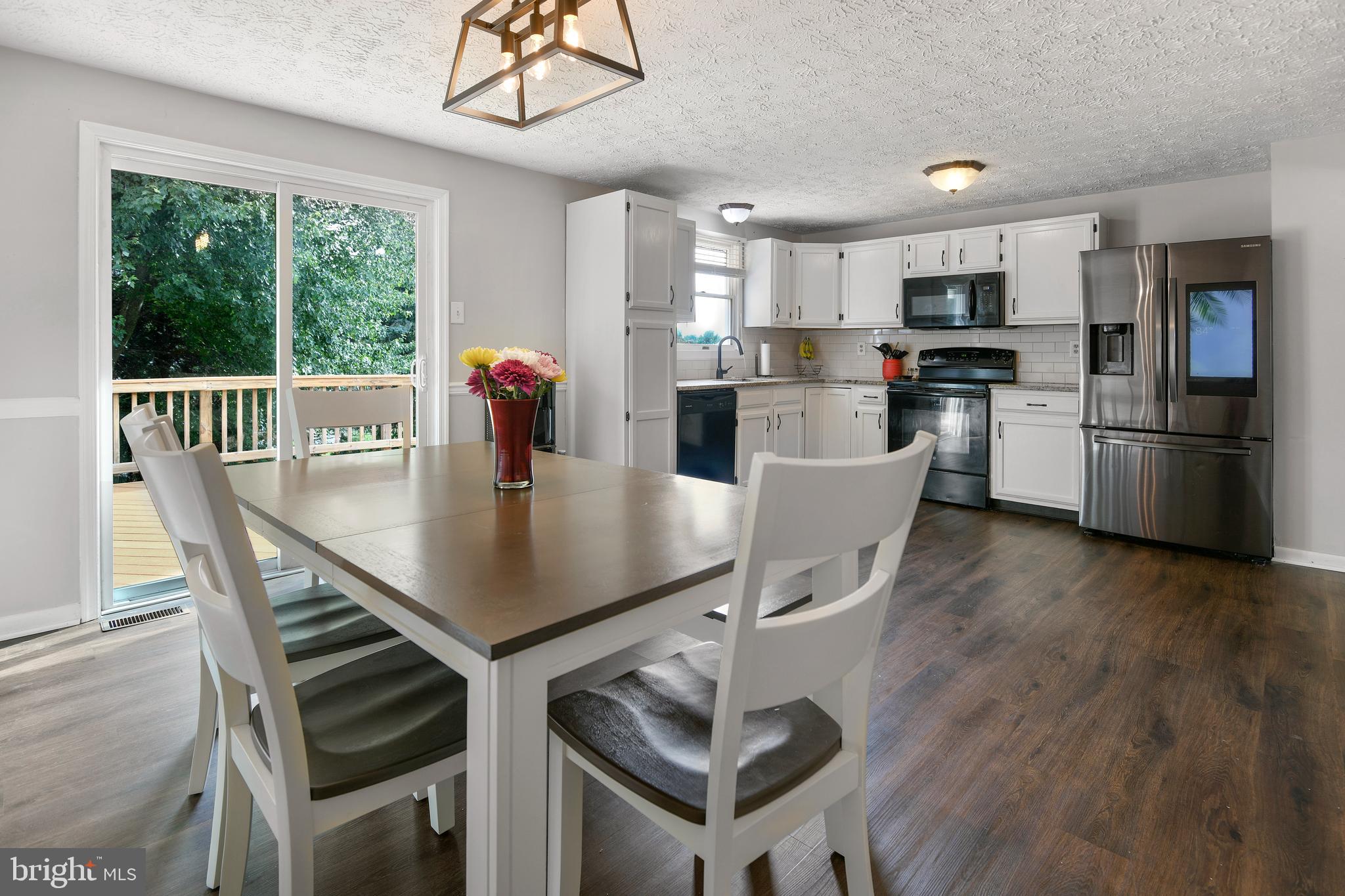 GLADE MANOR - Residential