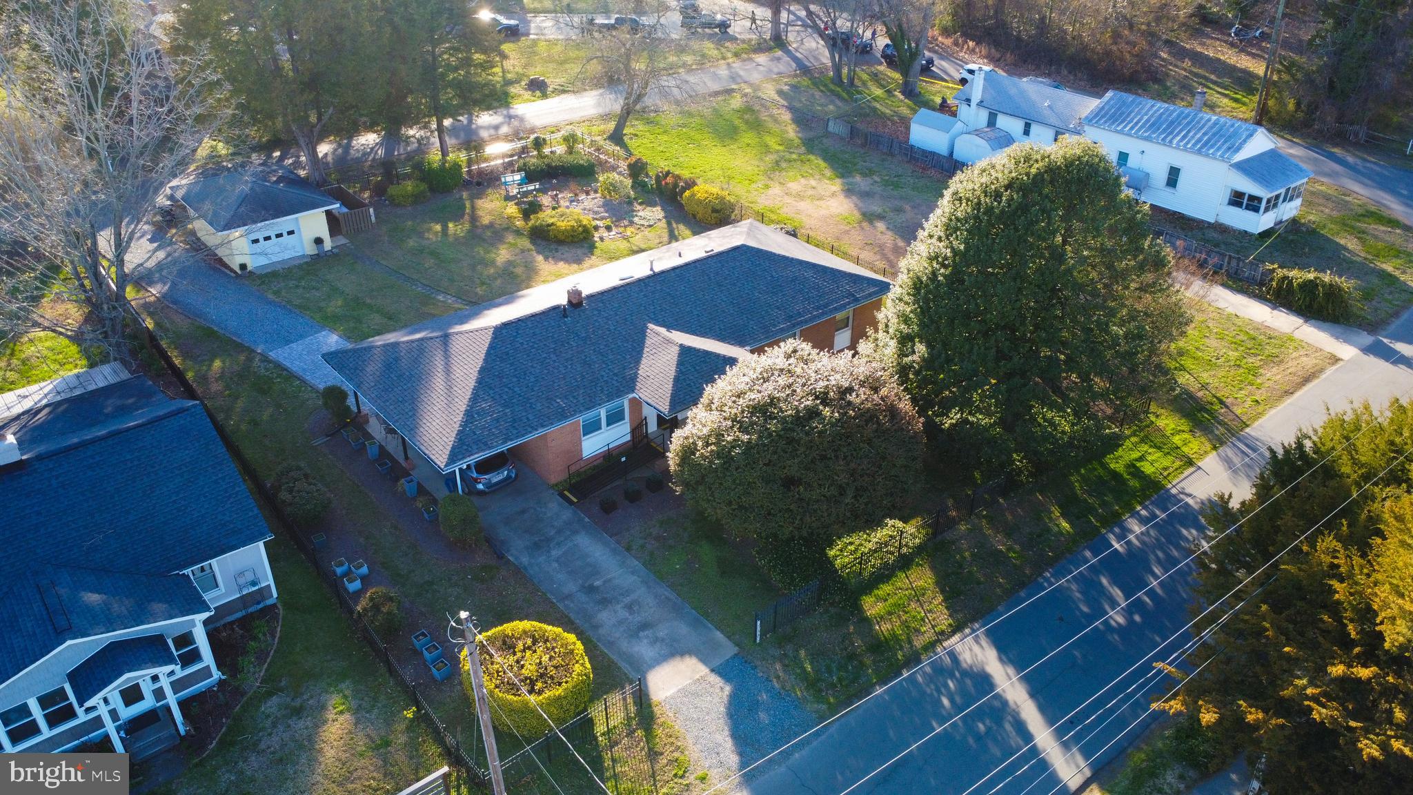 TOWN OF COLONIAL BEACH - Residential