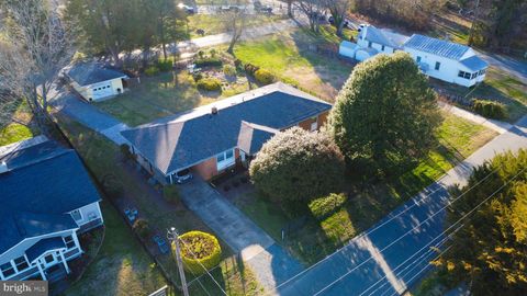 Homes For Sale - 946 Bryant Avenue<br/> COLONIAL BEACH, VA 22443