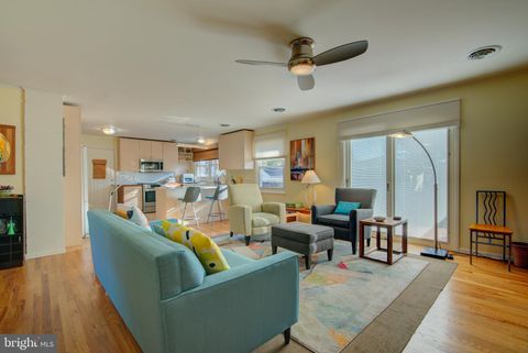 946 BRYANT AVENUE COLONIAL BEACH VA 22443