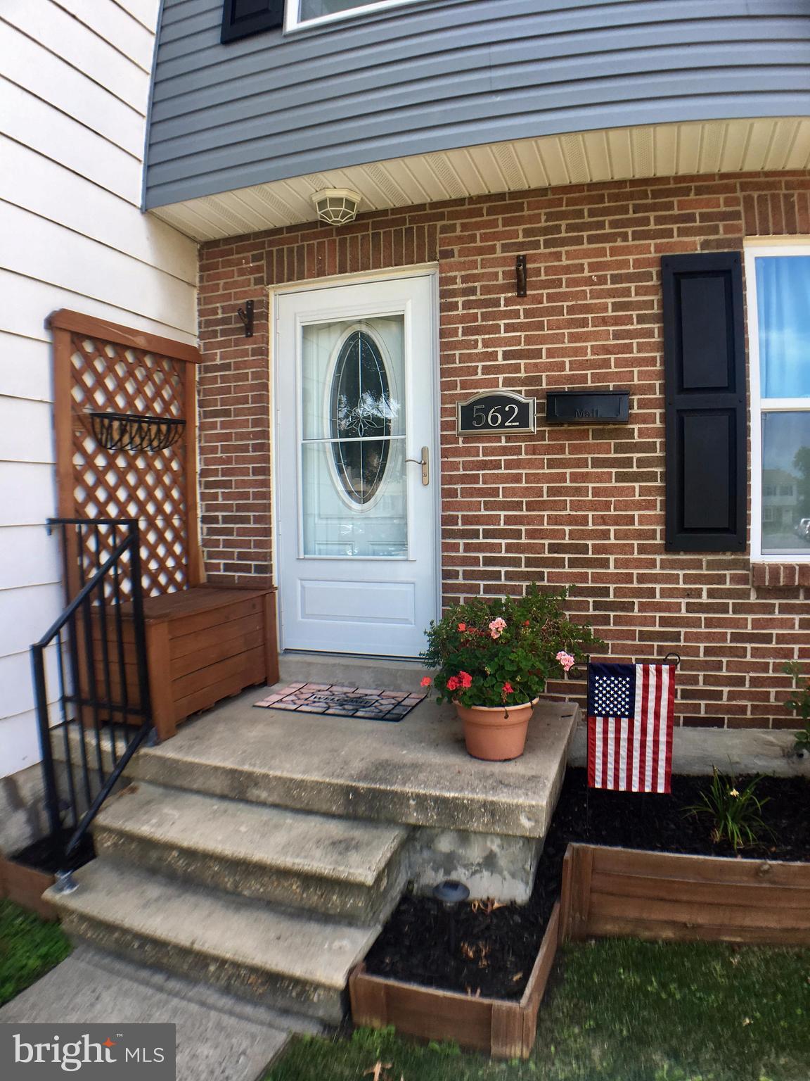 HARFORD SQUARE - Residential