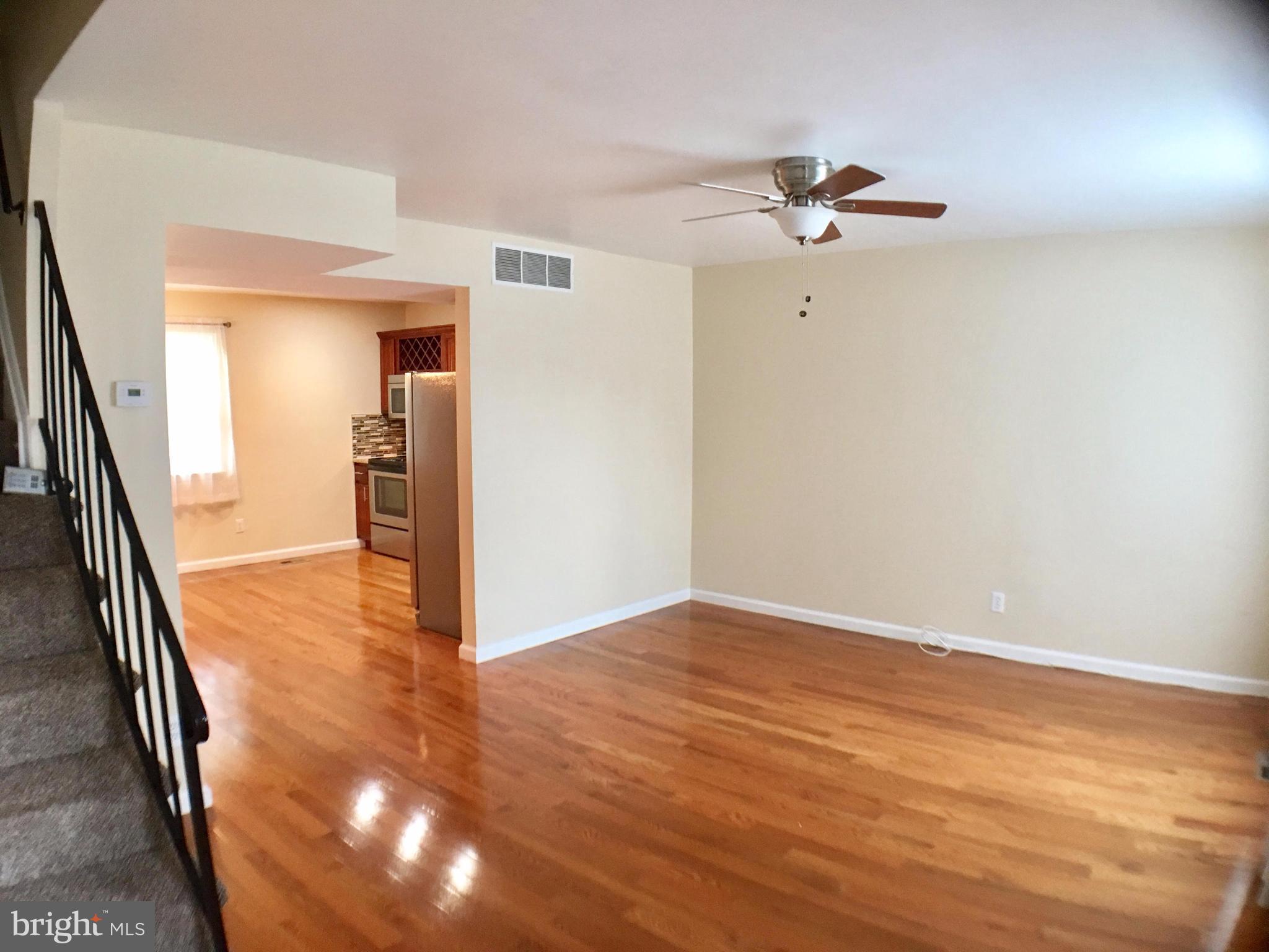 HARFORD SQUARE - Residential