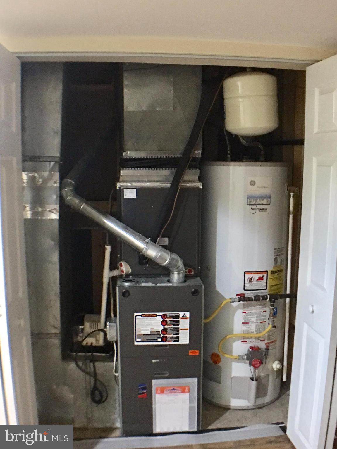 HARFORD SQUARE - Residential