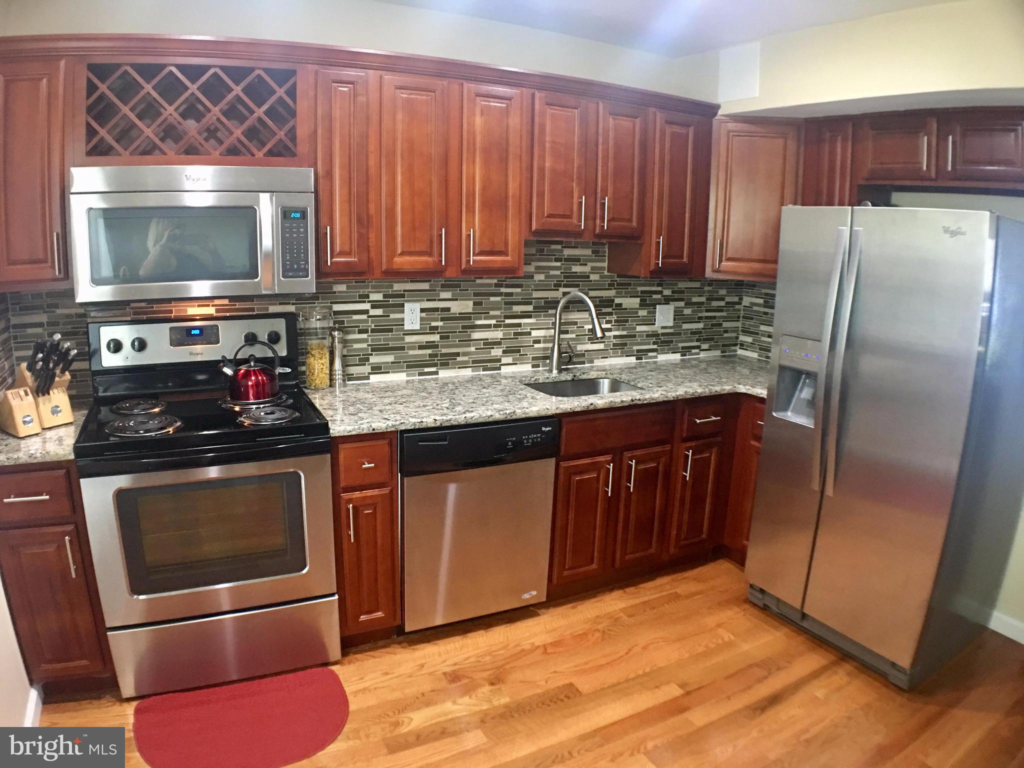 HARFORD SQUARE - Residential