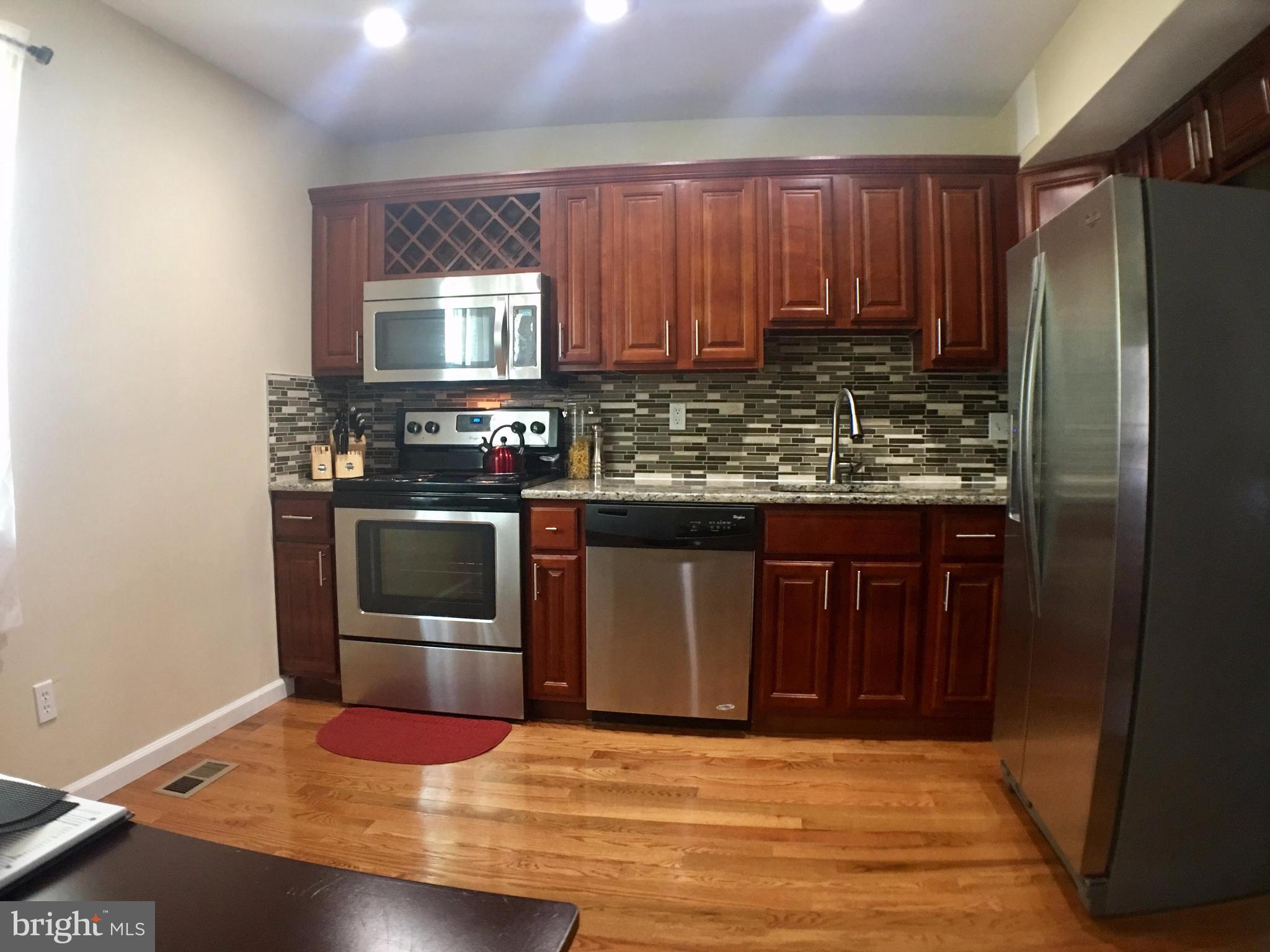 HARFORD SQUARE - Residential