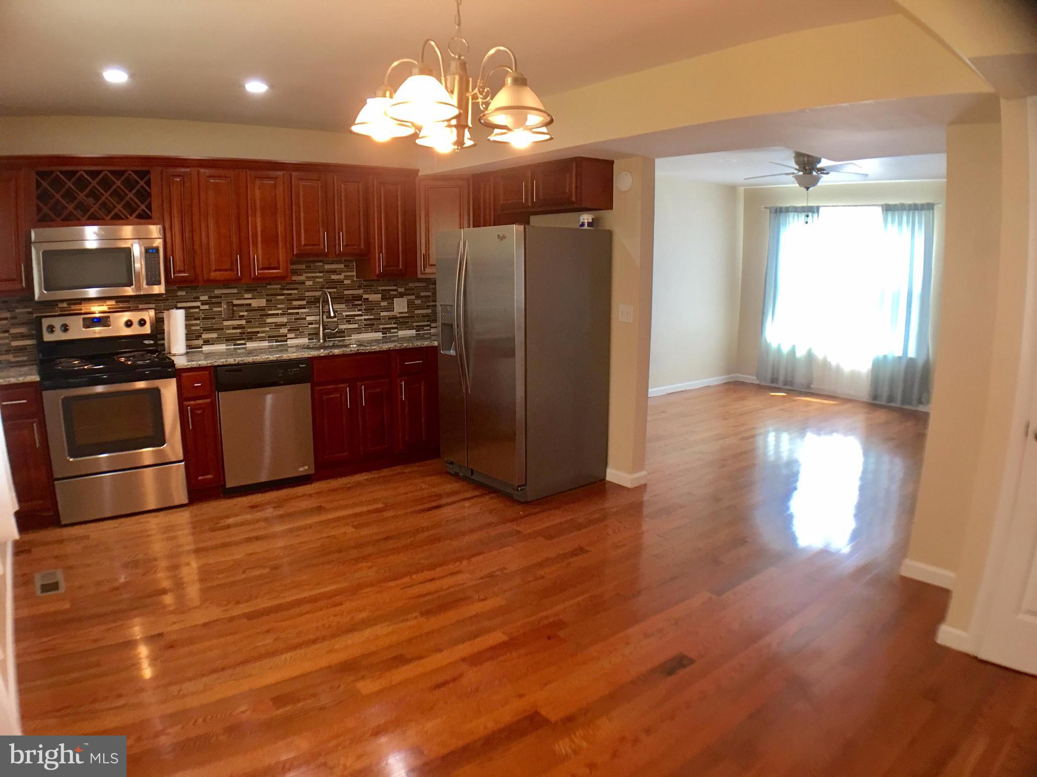 HARFORD SQUARE - Residential