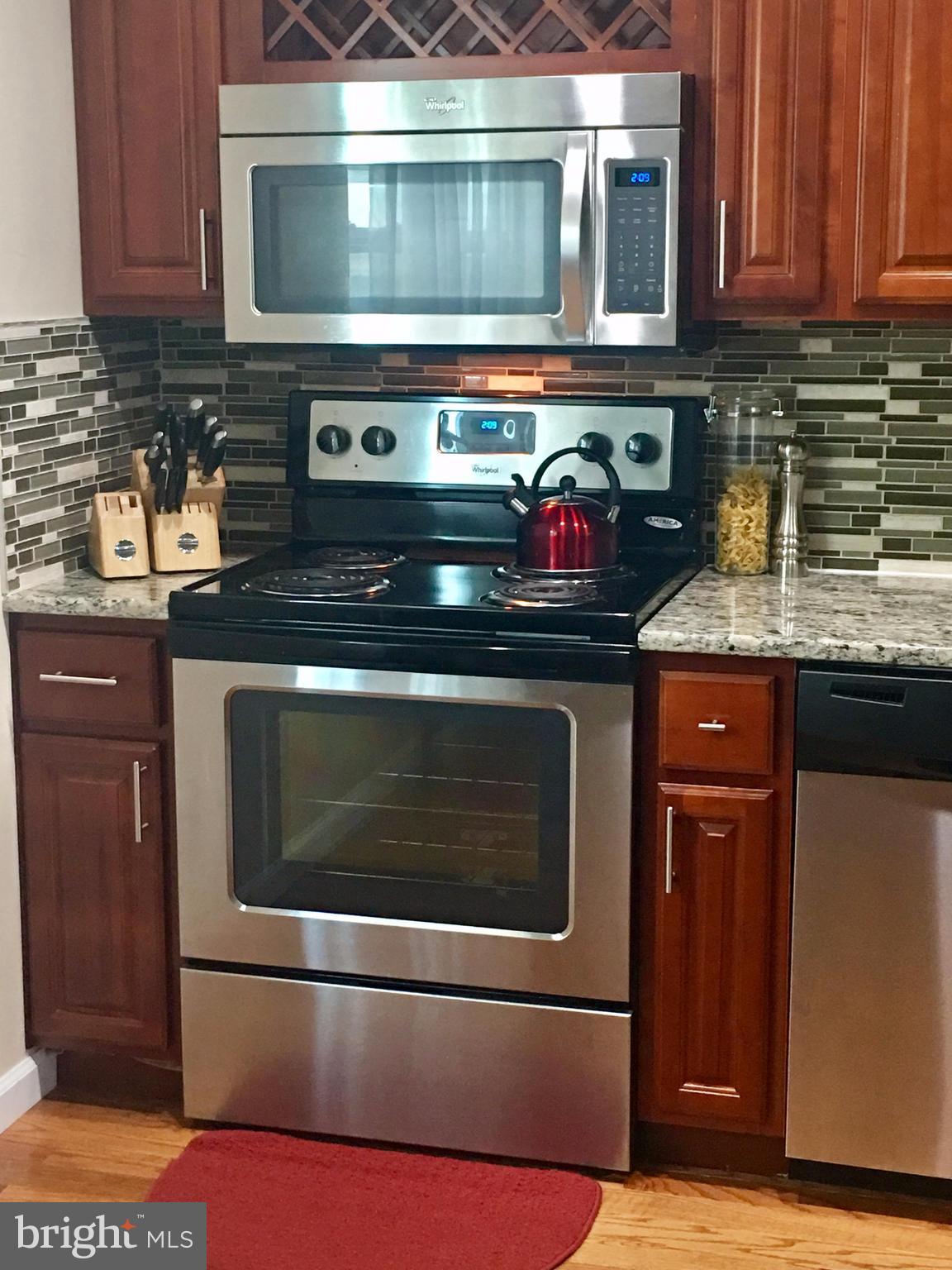 HARFORD SQUARE - Residential