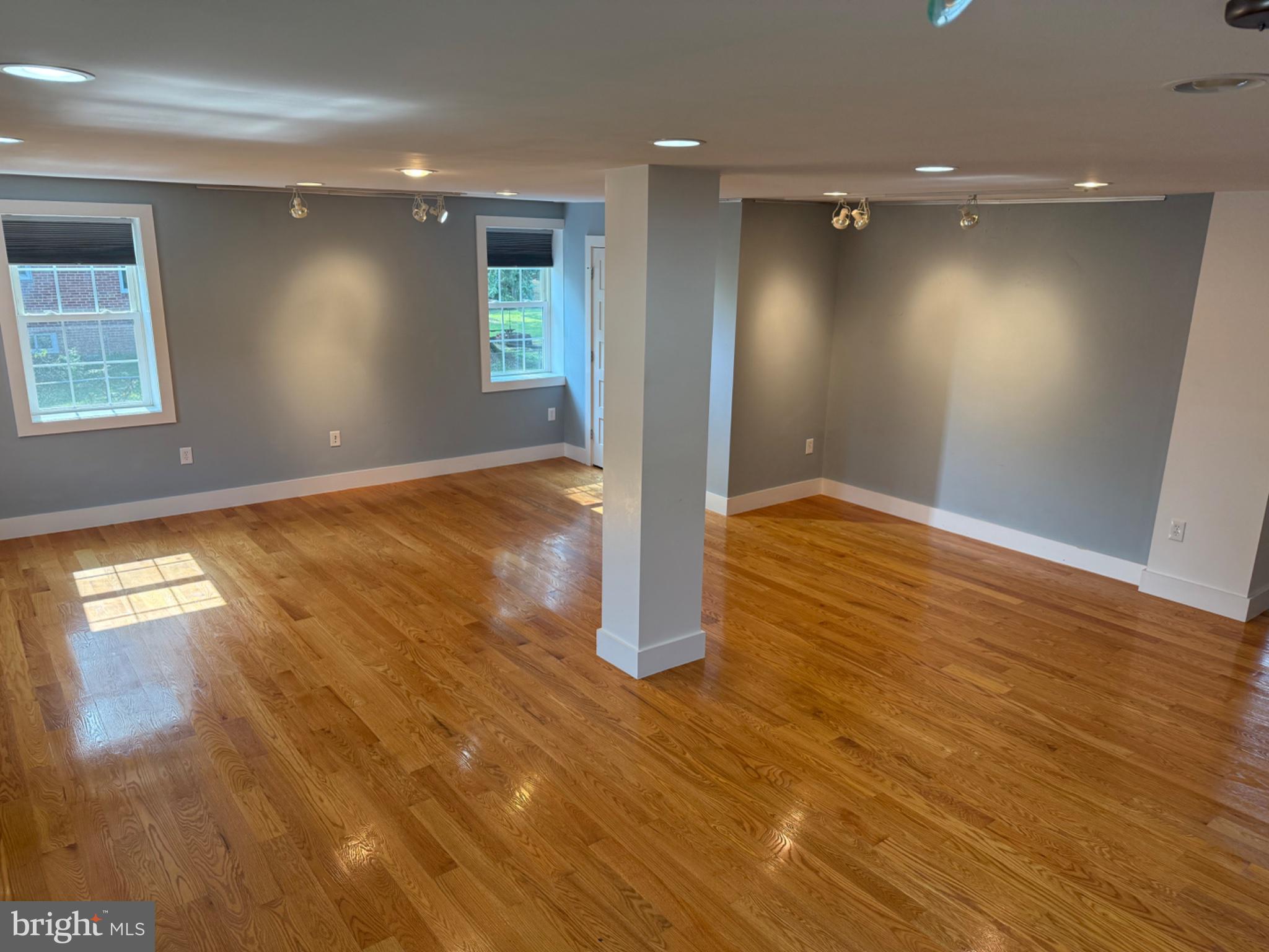3405 CLAYBORNE AVENUE