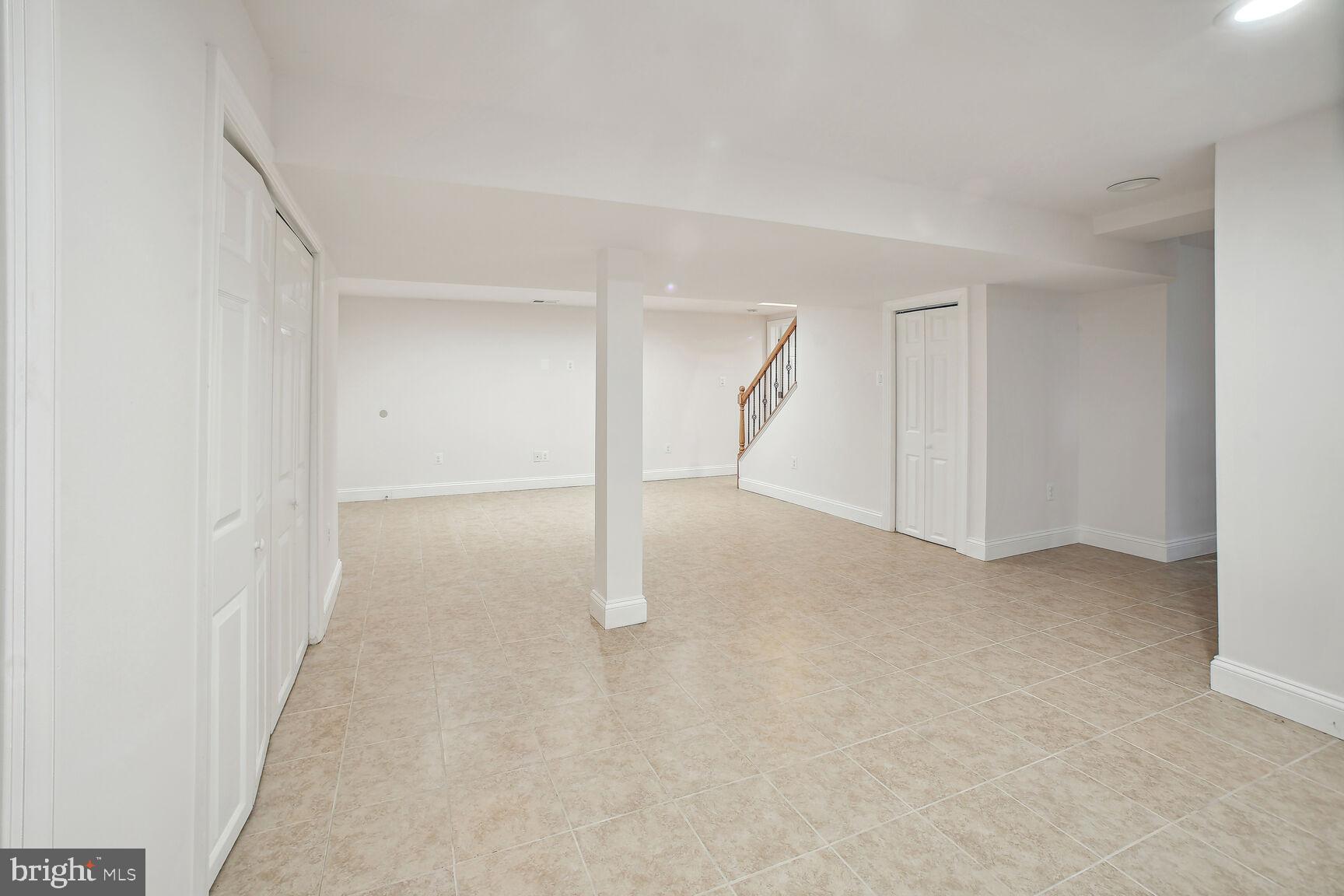 BELTSVILLE HEIGHTS - Residential Lease