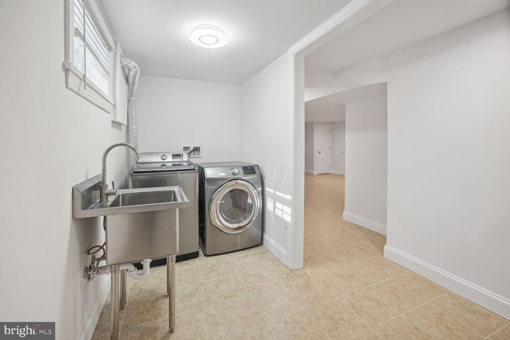 BELTSVILLE HEIGHTS - Residential Lease